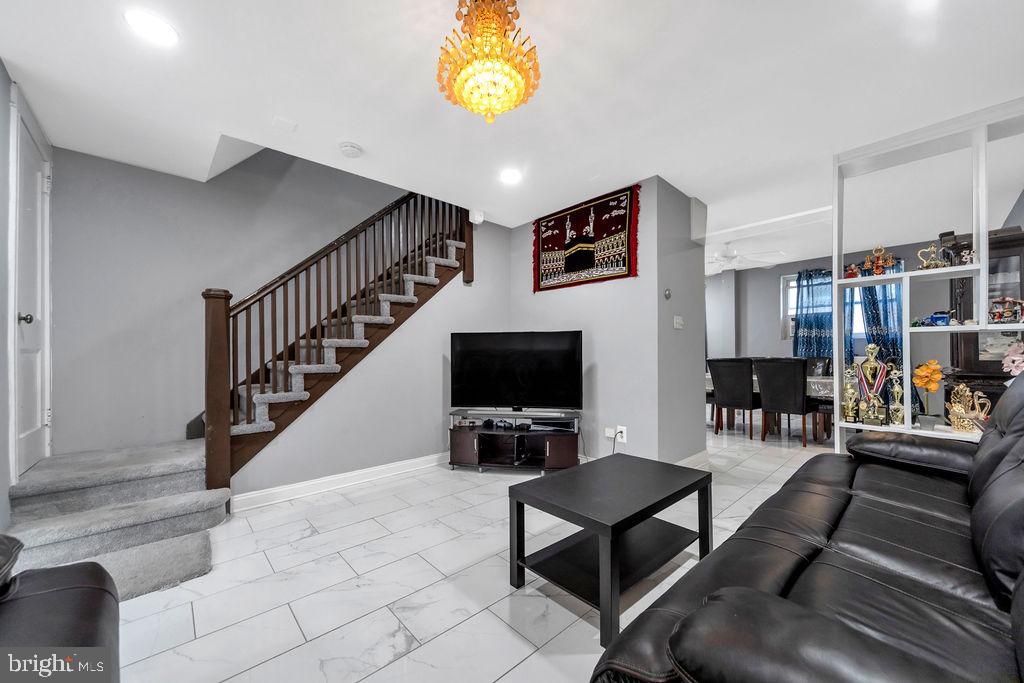 STONEHURST - Residential