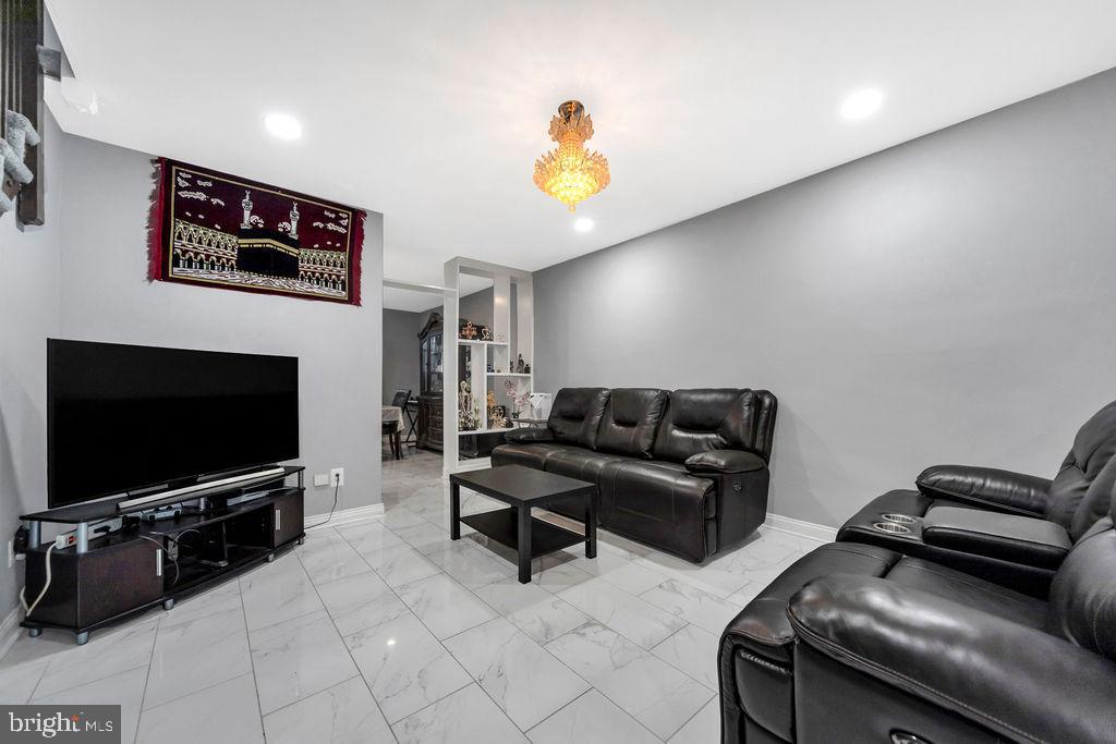 STONEHURST - Residential