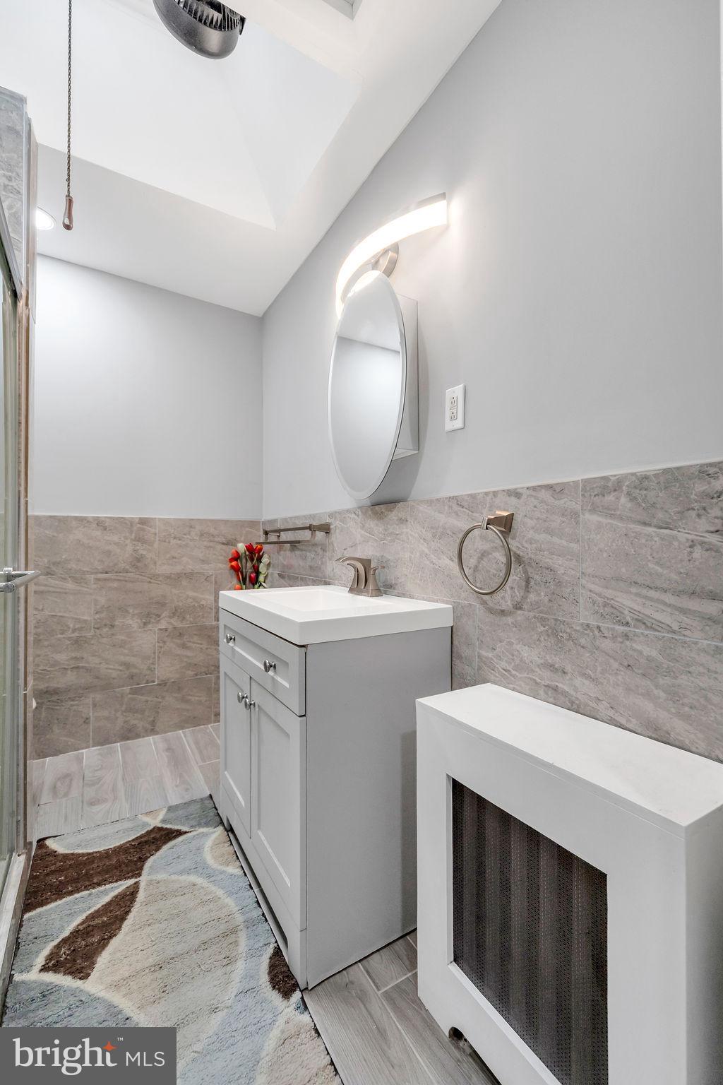 STONEHURST - Residential