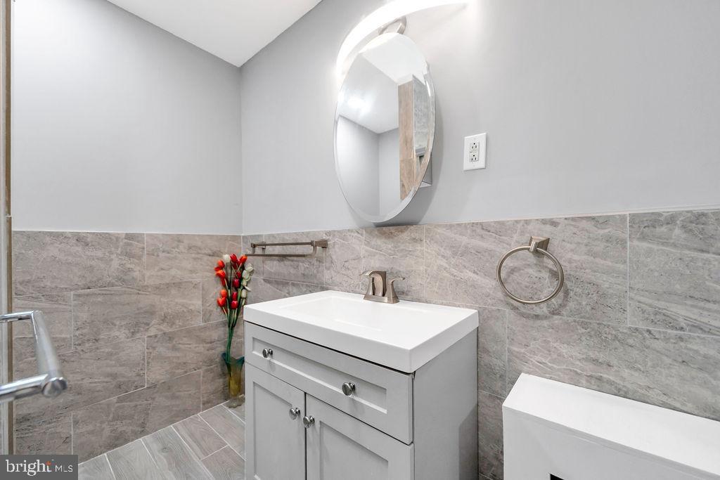 STONEHURST - Residential