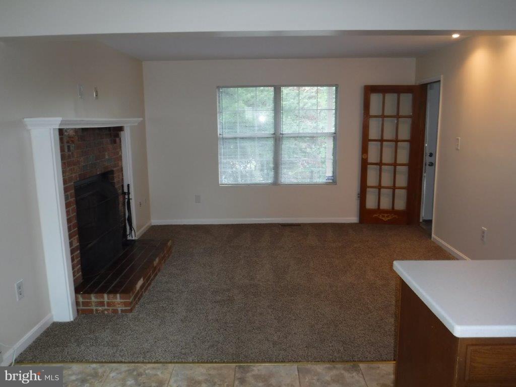 DALE CITY - Residential Lease