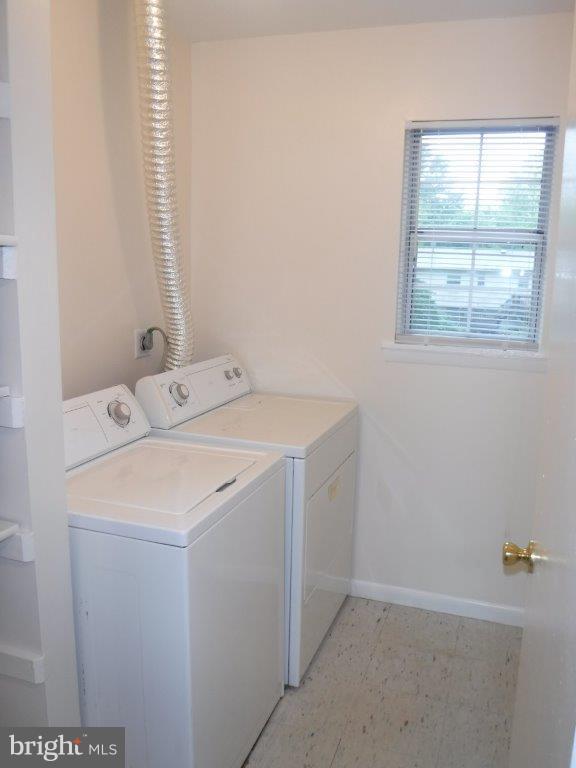 DALE CITY - Residential Lease