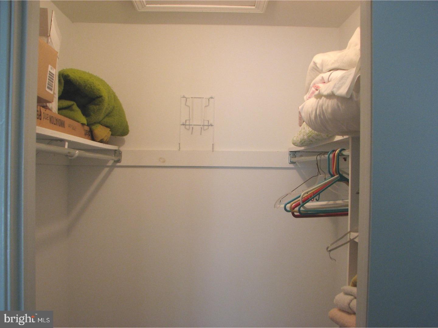 SOCIETY PL - Residential