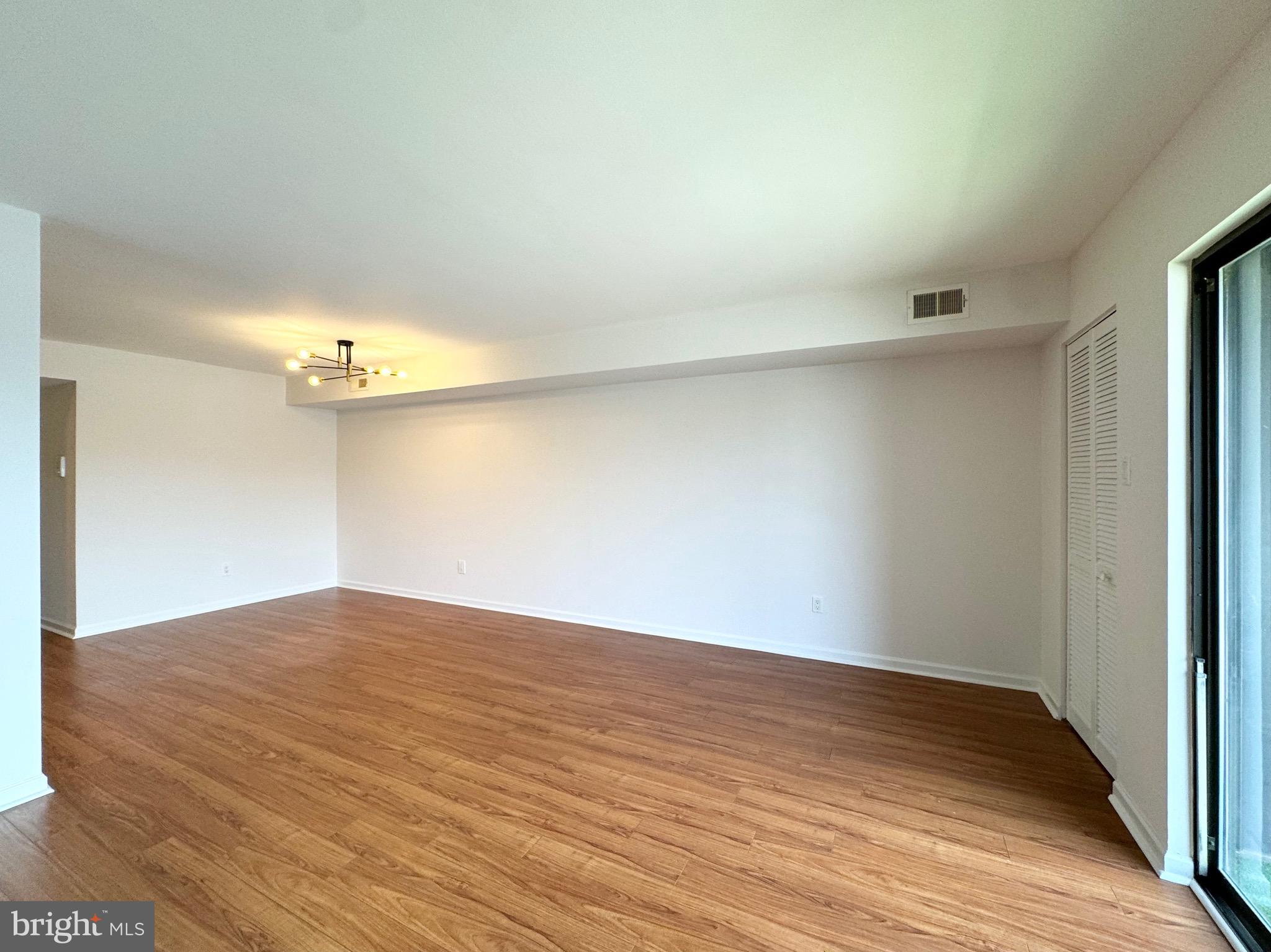 BUSTLETON - Residential