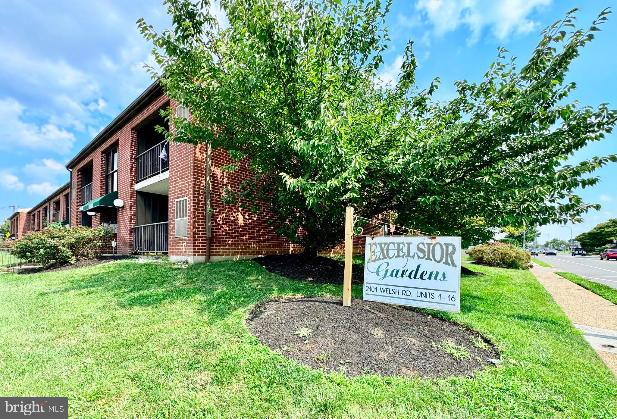 BUSTLETON - Residential