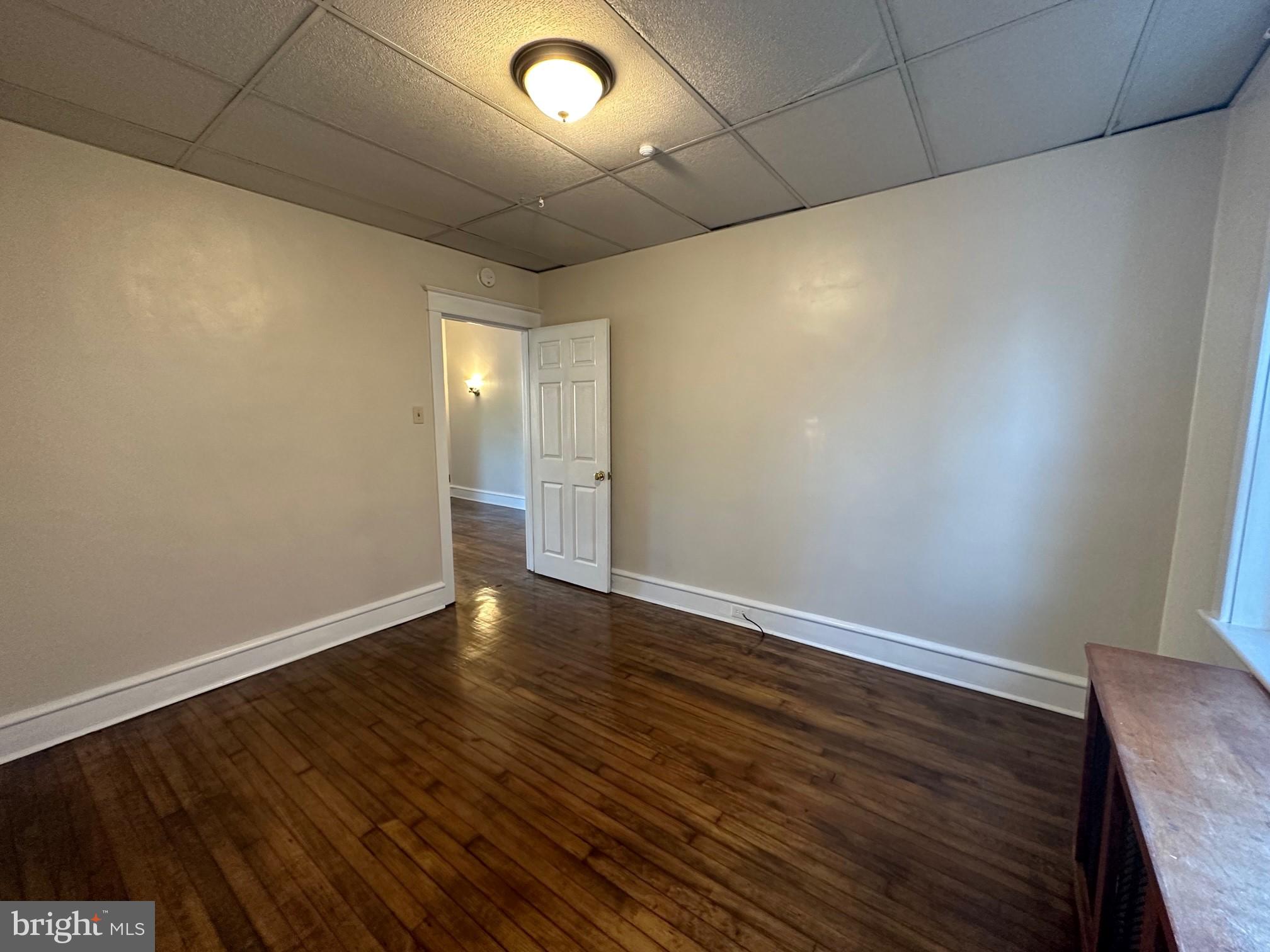 SCHWENKSVILLE - Residential Lease