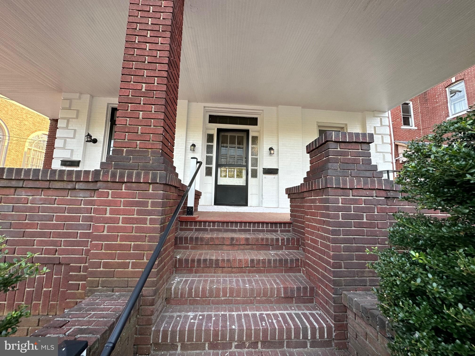 SCHWENKSVILLE - Residential Lease