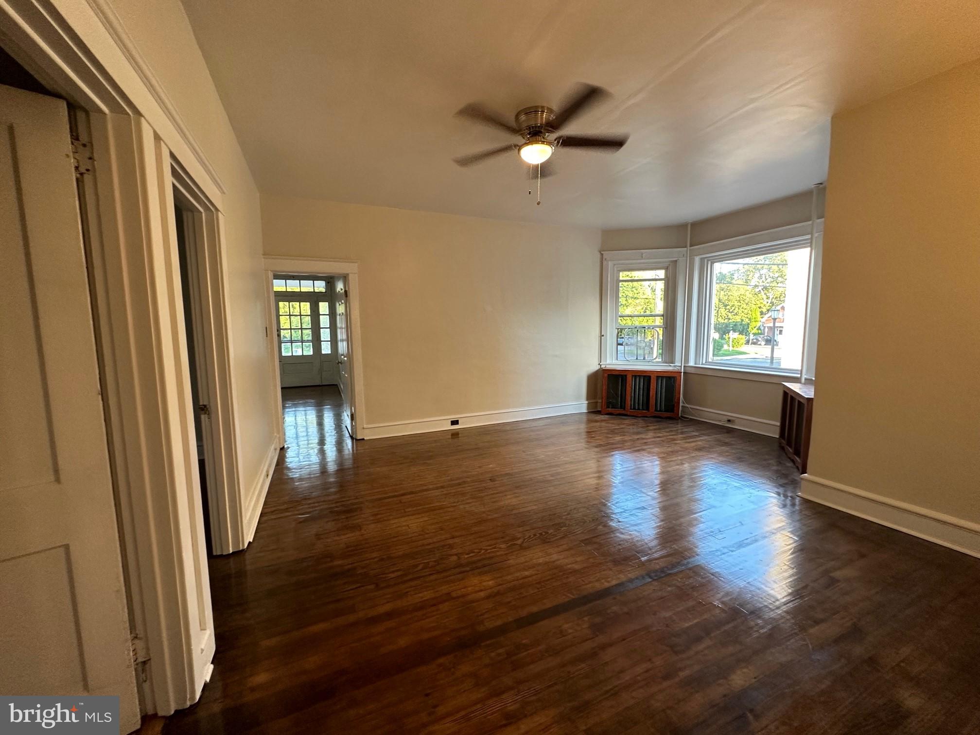 SCHWENKSVILLE - Residential Lease