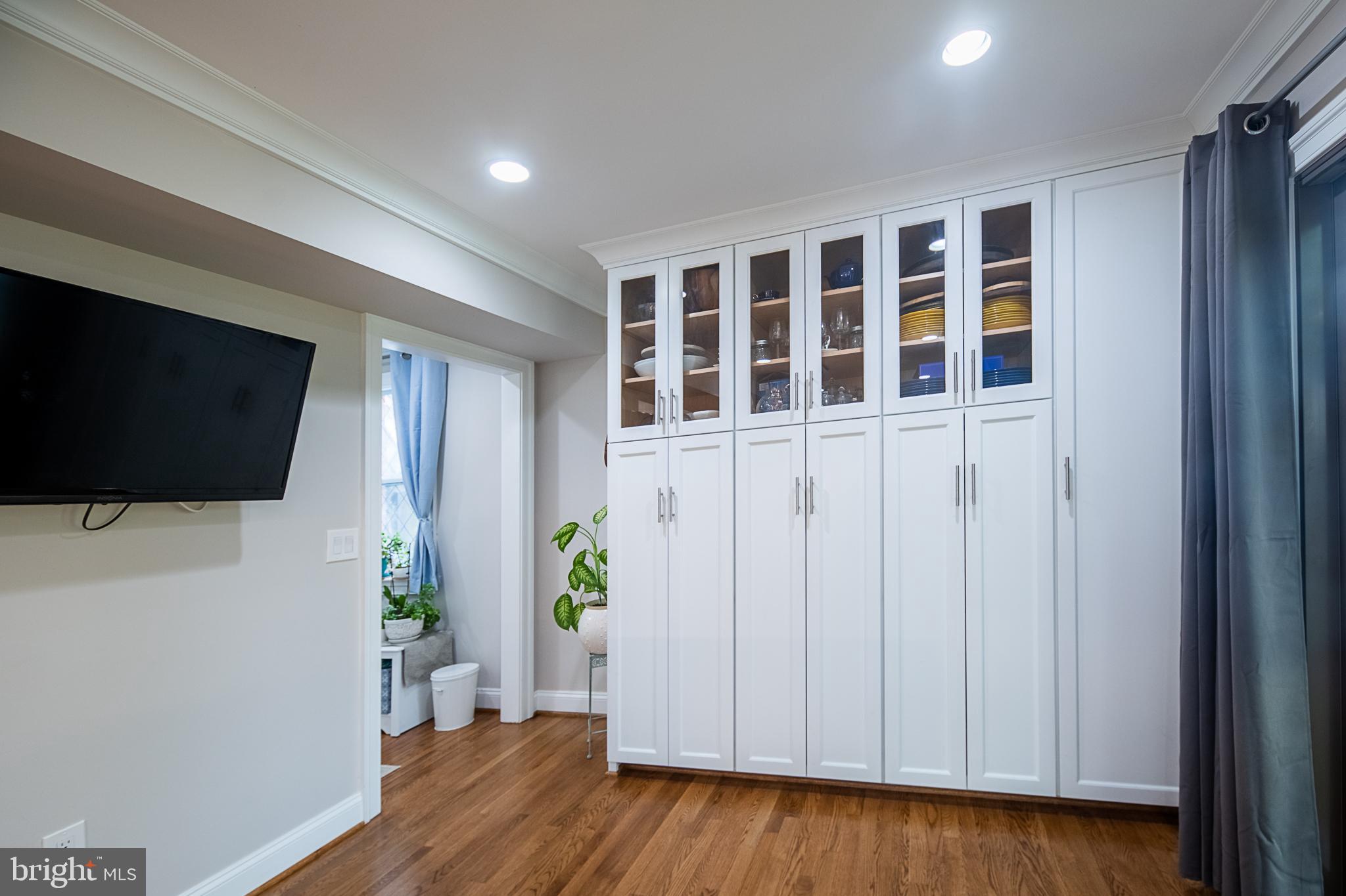 COUNTRYSIDE - Residential