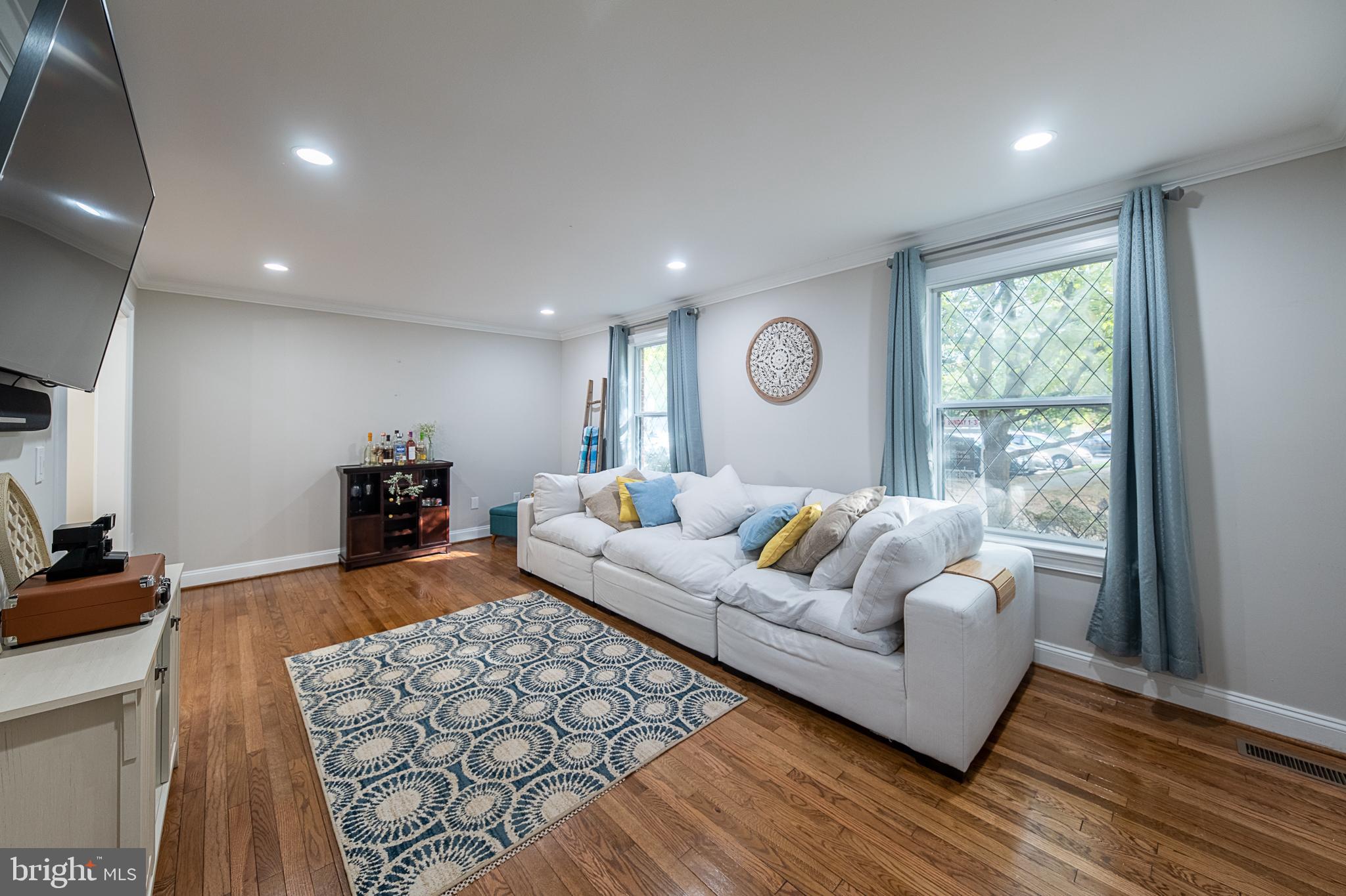 COUNTRYSIDE - Residential