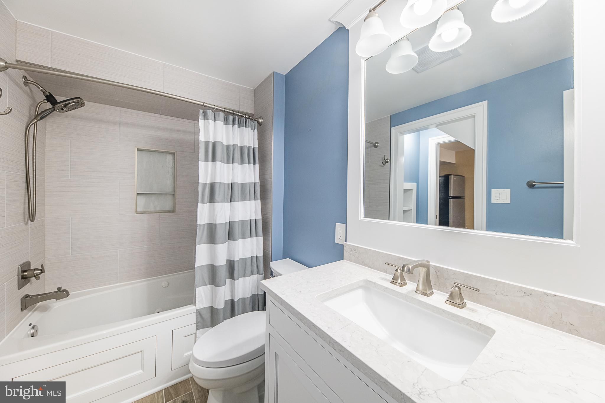 COUNTRYSIDE - Residential