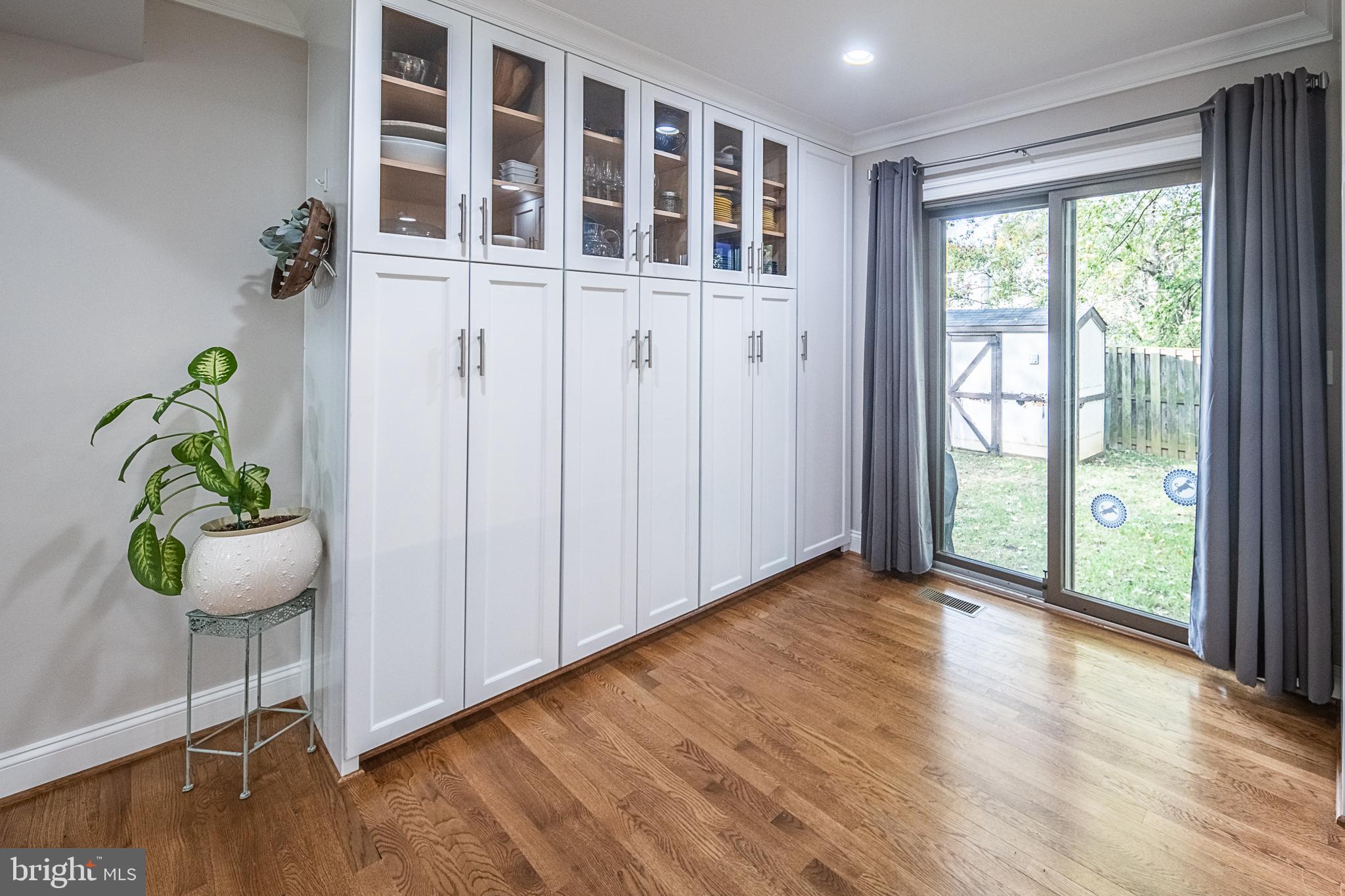 COUNTRYSIDE - Residential