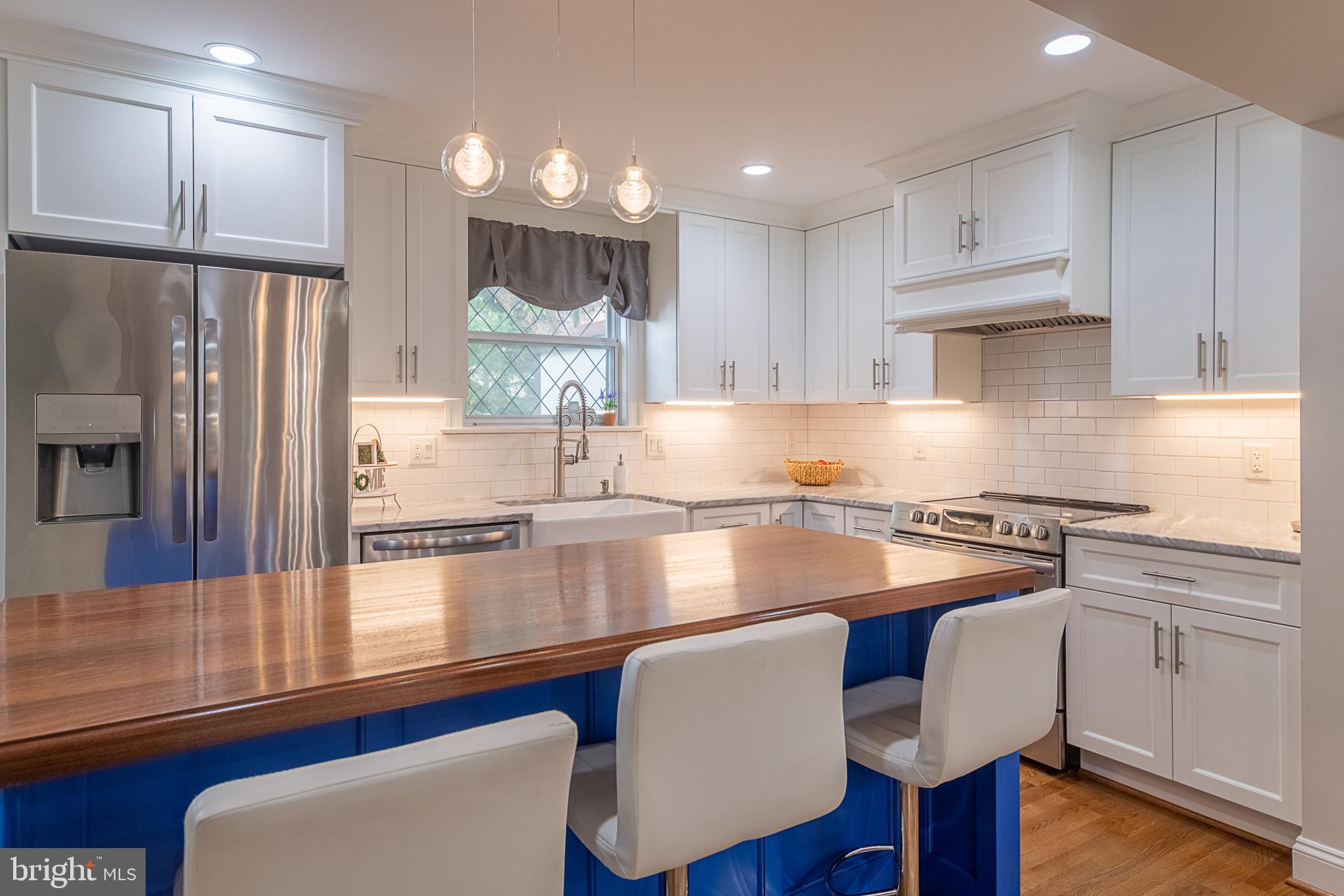 COUNTRYSIDE - Residential