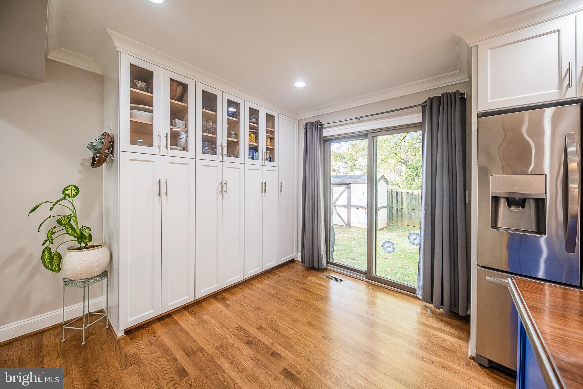 COUNTRYSIDE - Residential