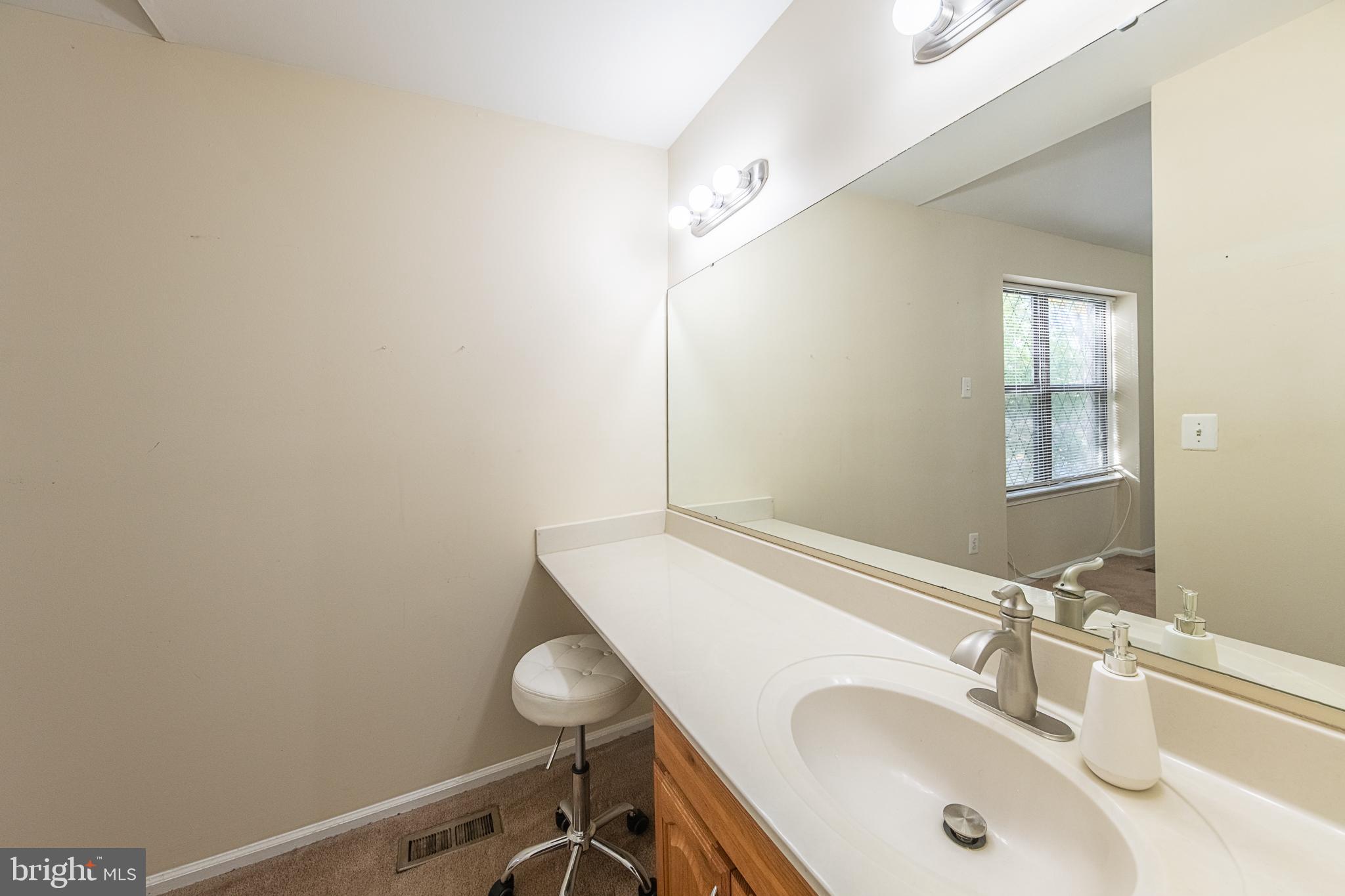 COUNTRYSIDE - Residential