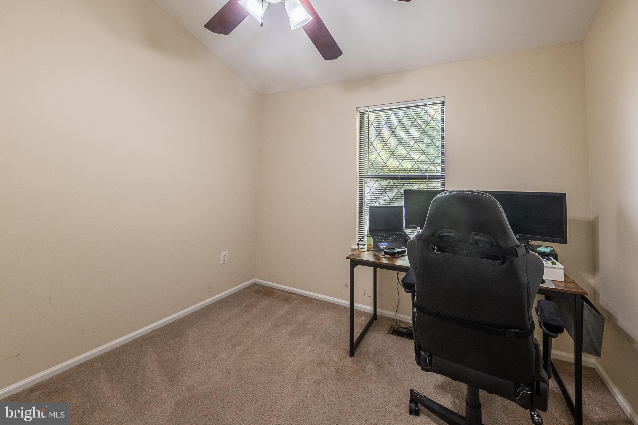 COUNTRYSIDE - Residential