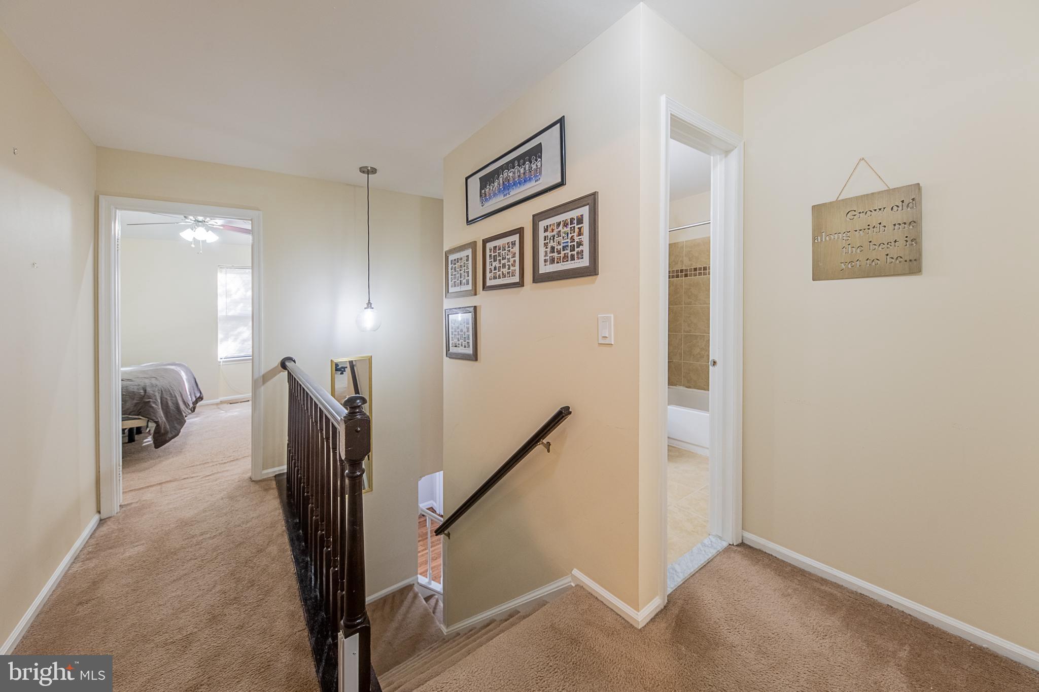 COUNTRYSIDE - Residential