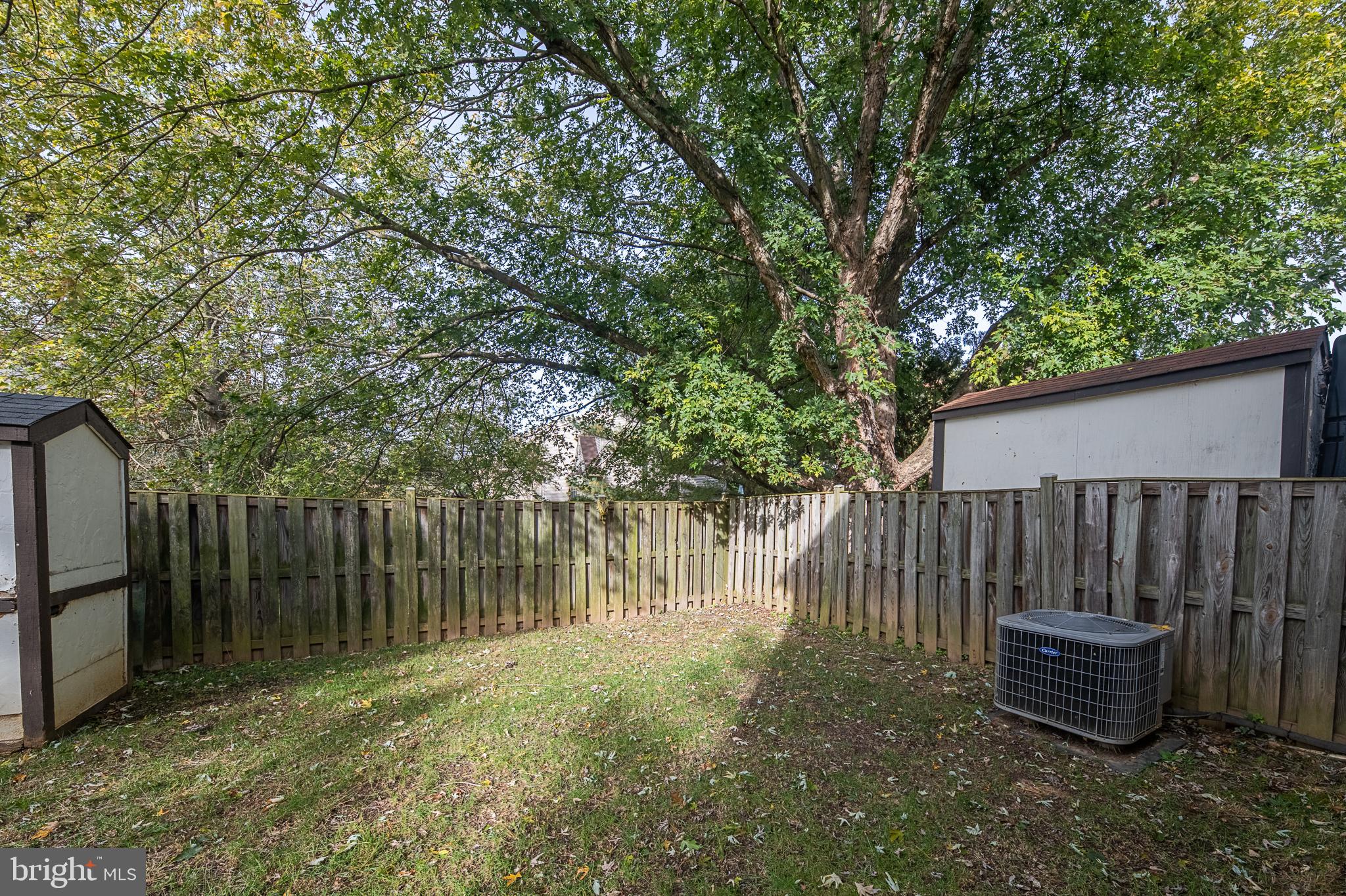 COUNTRYSIDE - Residential