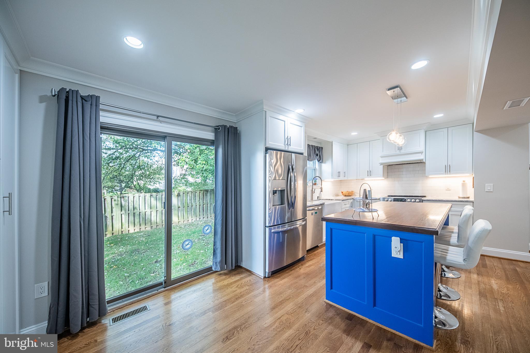 COUNTRYSIDE - Residential