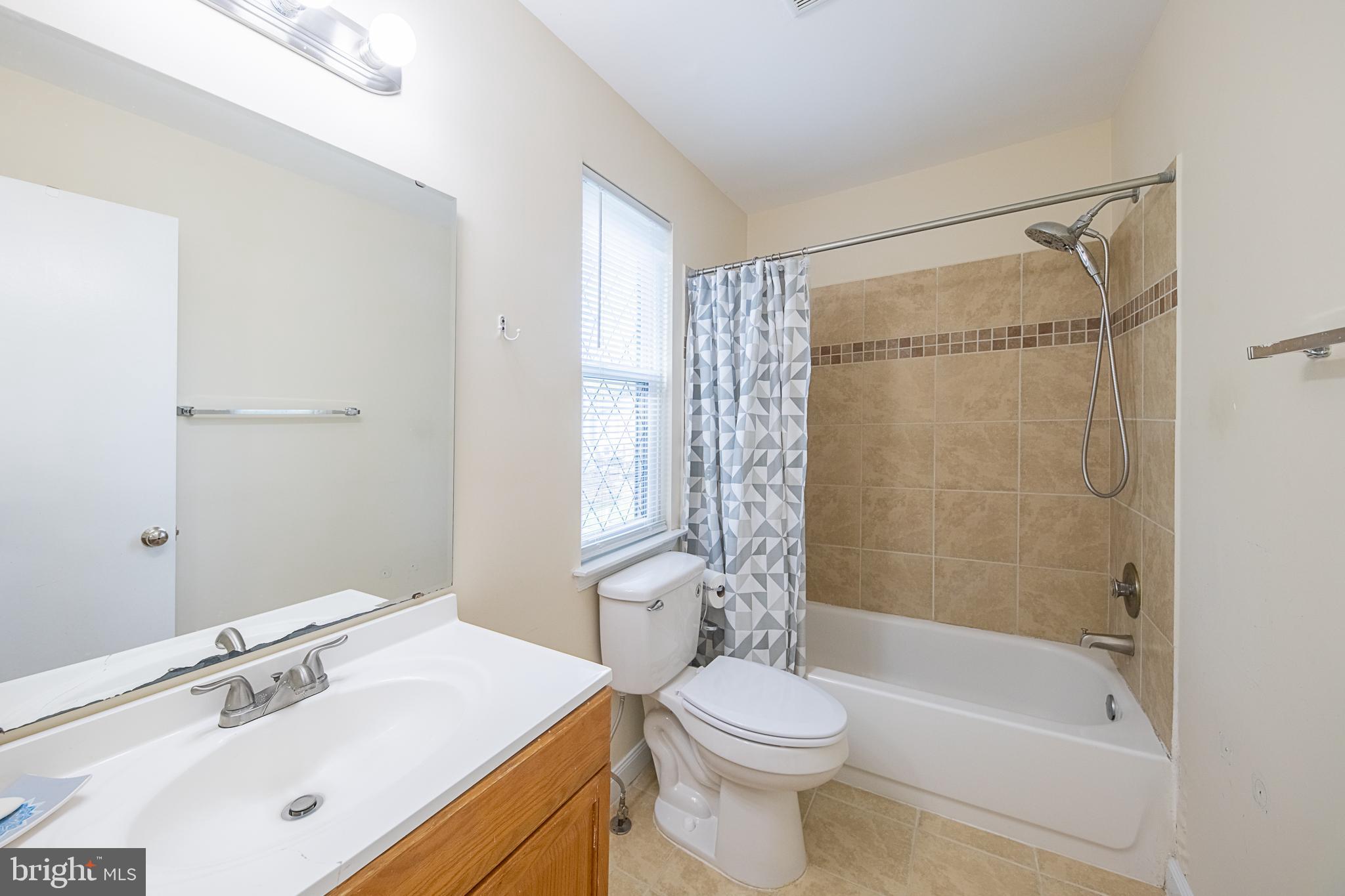 COUNTRYSIDE - Residential