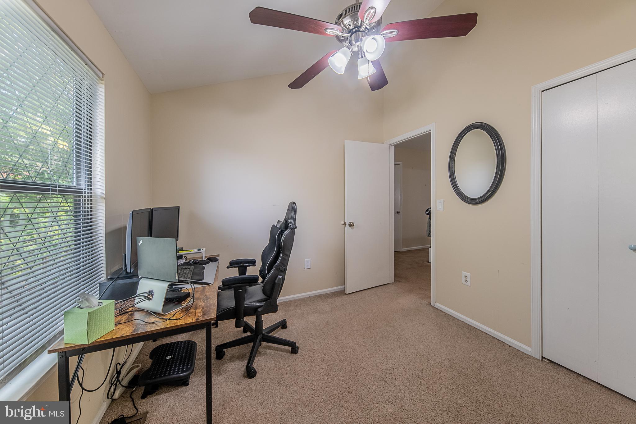 COUNTRYSIDE - Residential