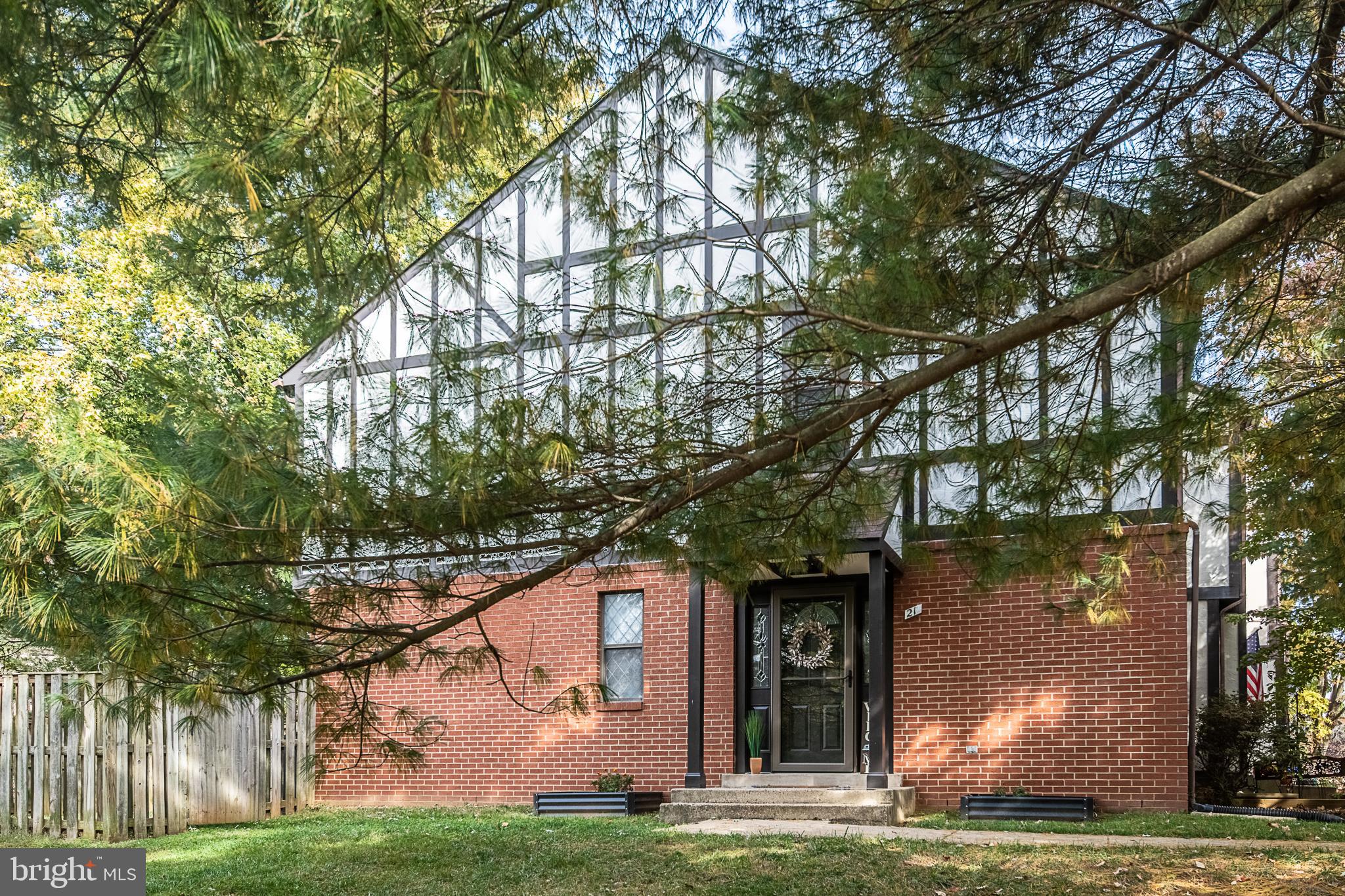 COUNTRYSIDE - Residential