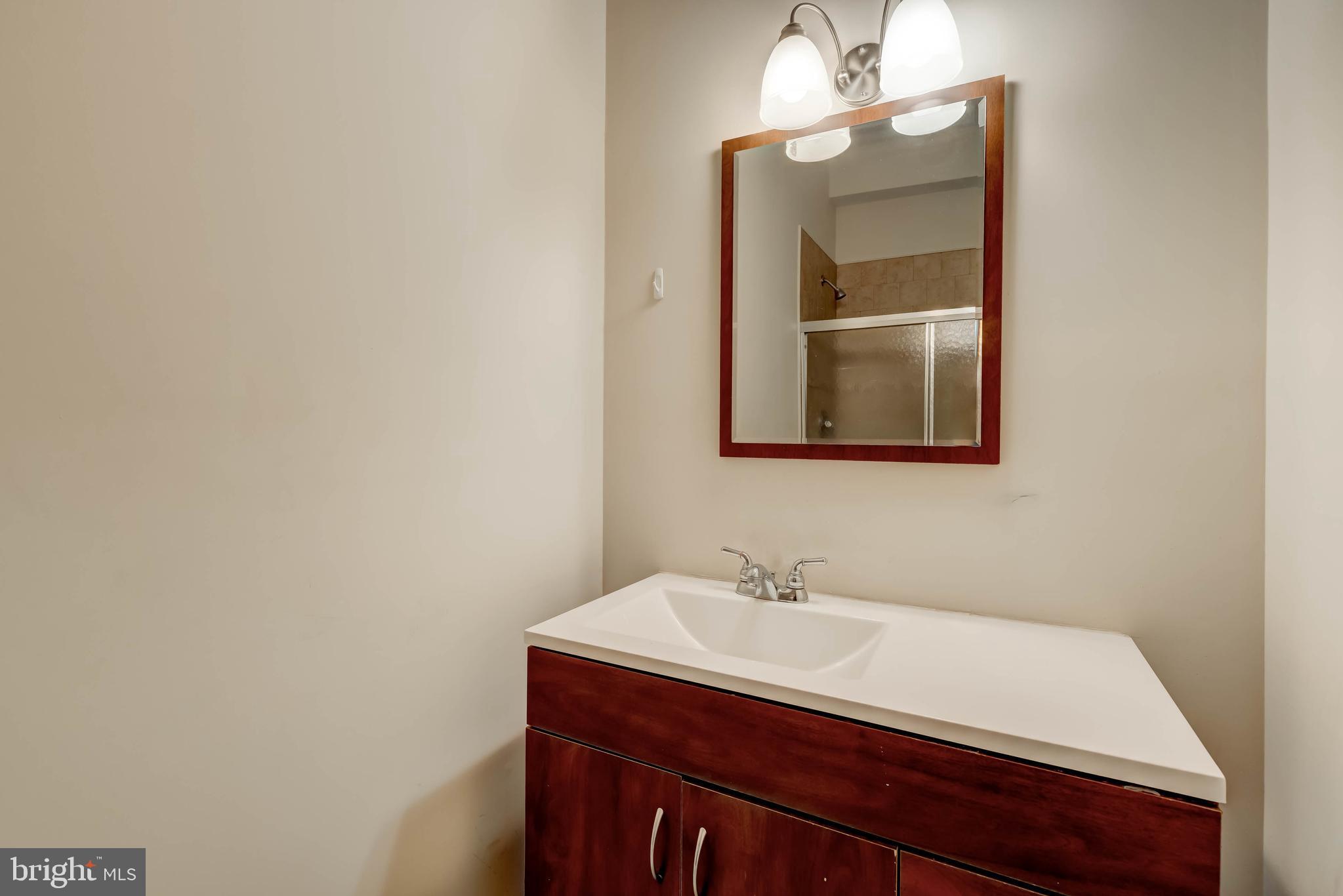 FELLS POINT HISTORIC DISTRICT - Residential Lease