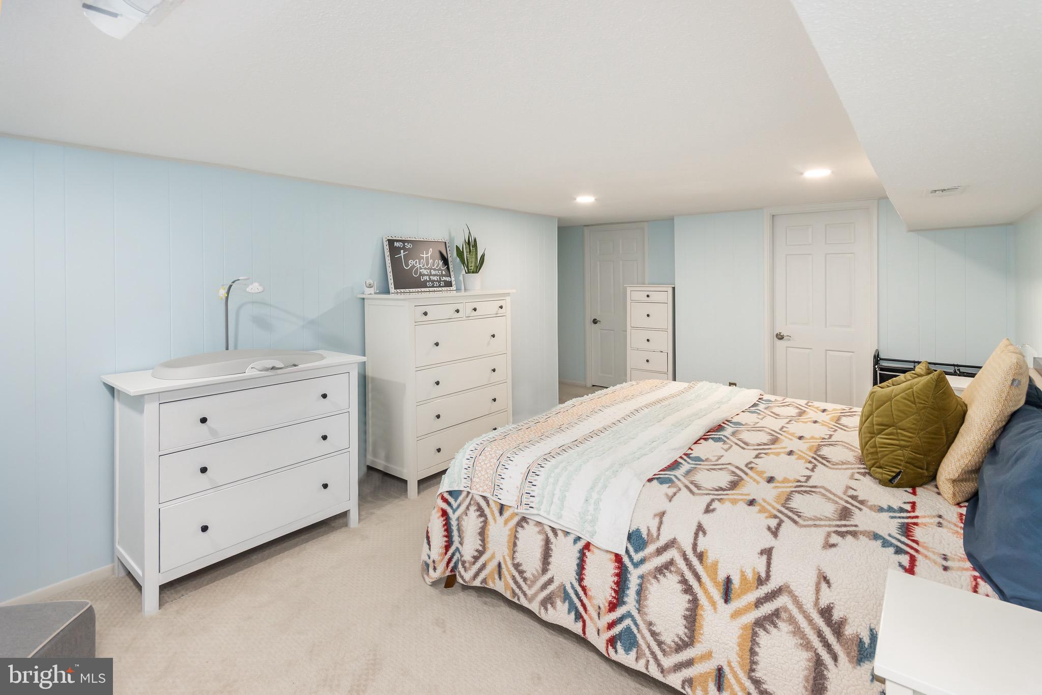 FAIRLINGTON VILLAGES - Residential Lease