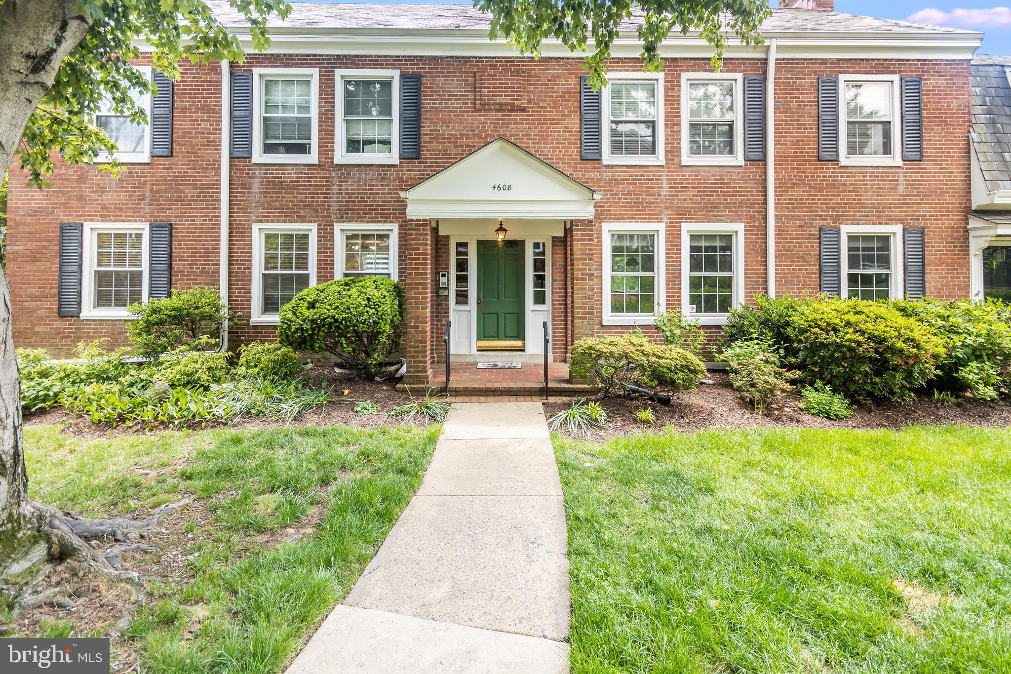 FAIRLINGTON VILLAGES - Residential Lease
