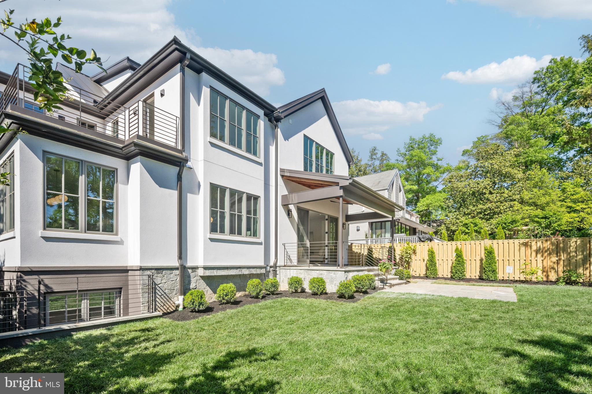 AMERICAN UNIVERSITY PARK - Residential