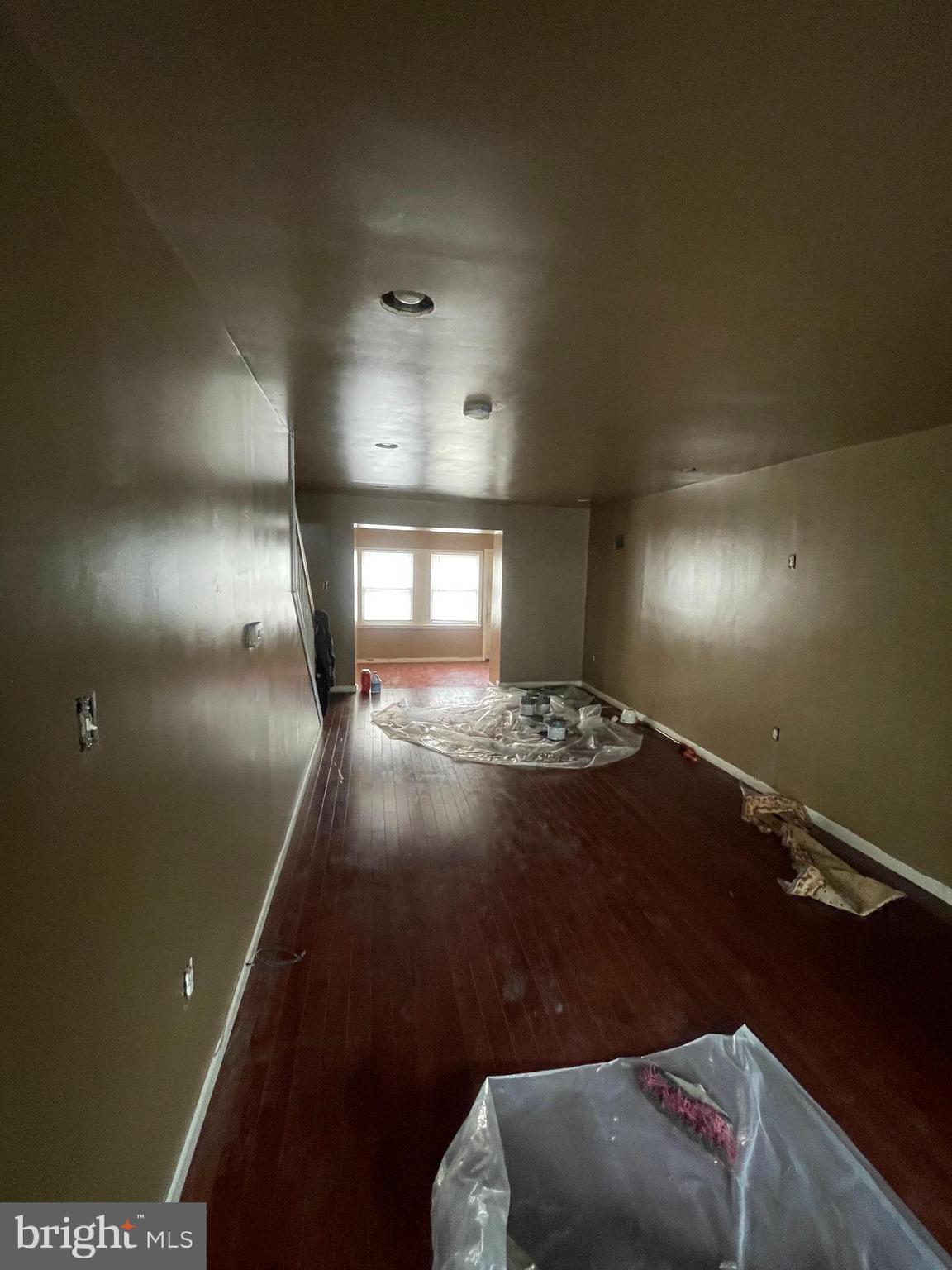 ELMWOOD PARK - Residential