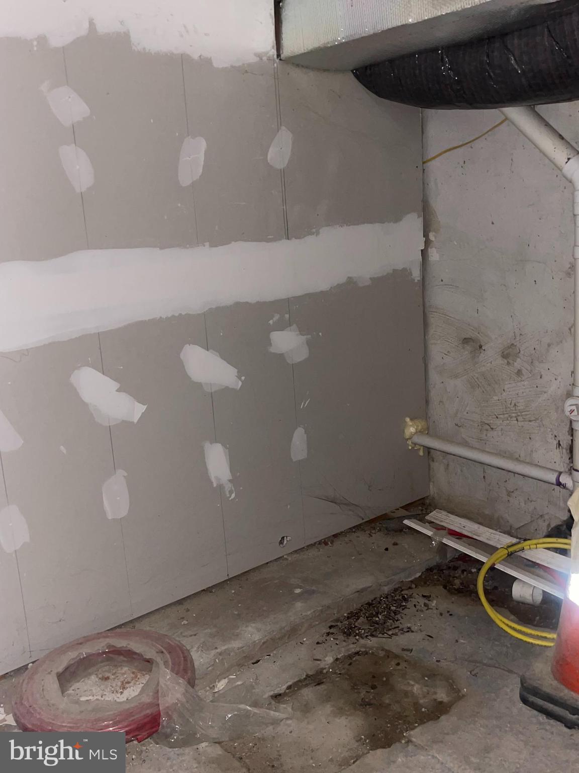 ELMWOOD PARK - Residential