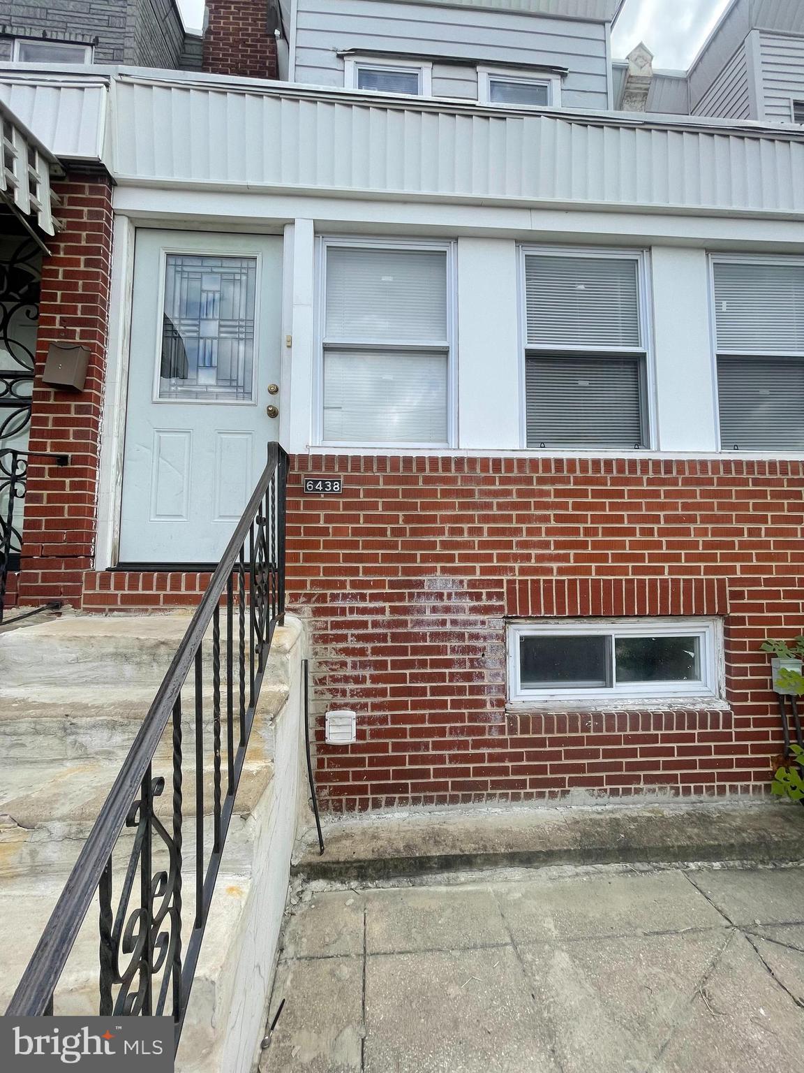 ELMWOOD PARK - Residential