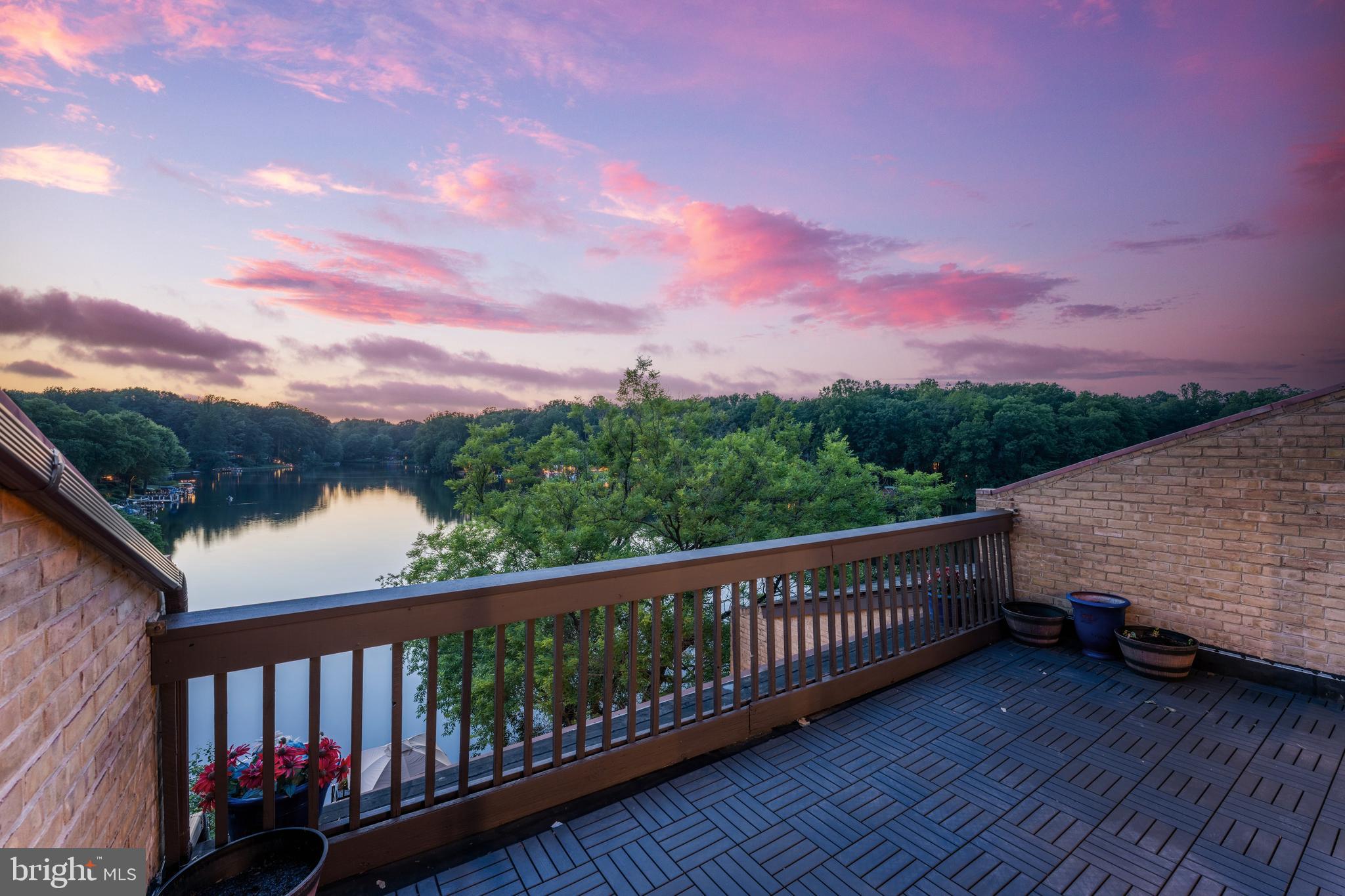 2003 LAKEBREEZE WAY