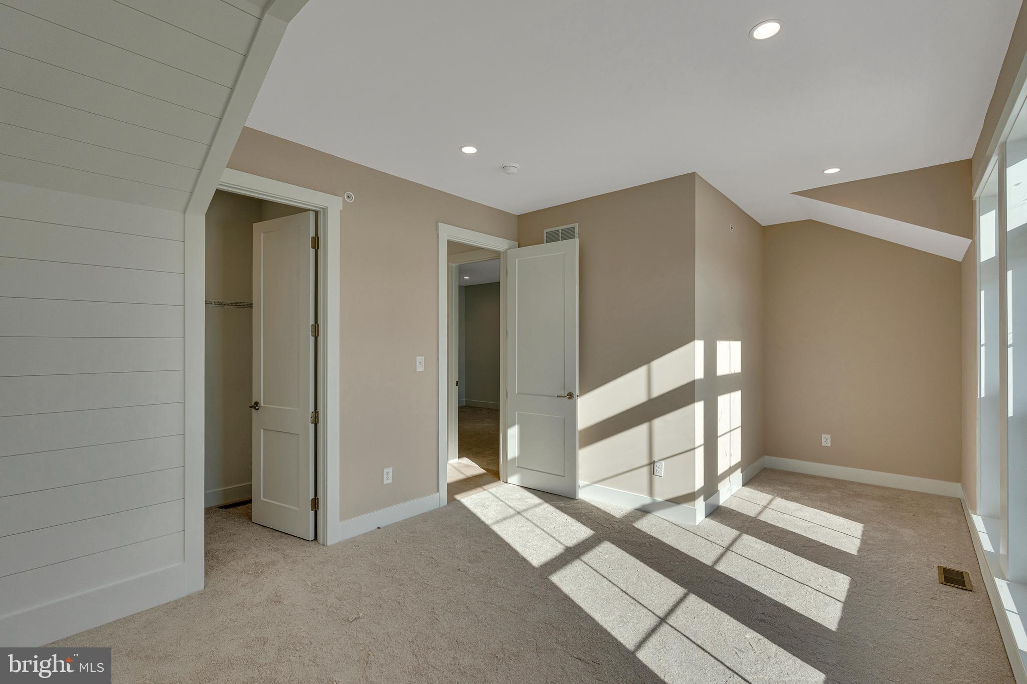 PRESERVE AT MAPLE GLEN - Residential