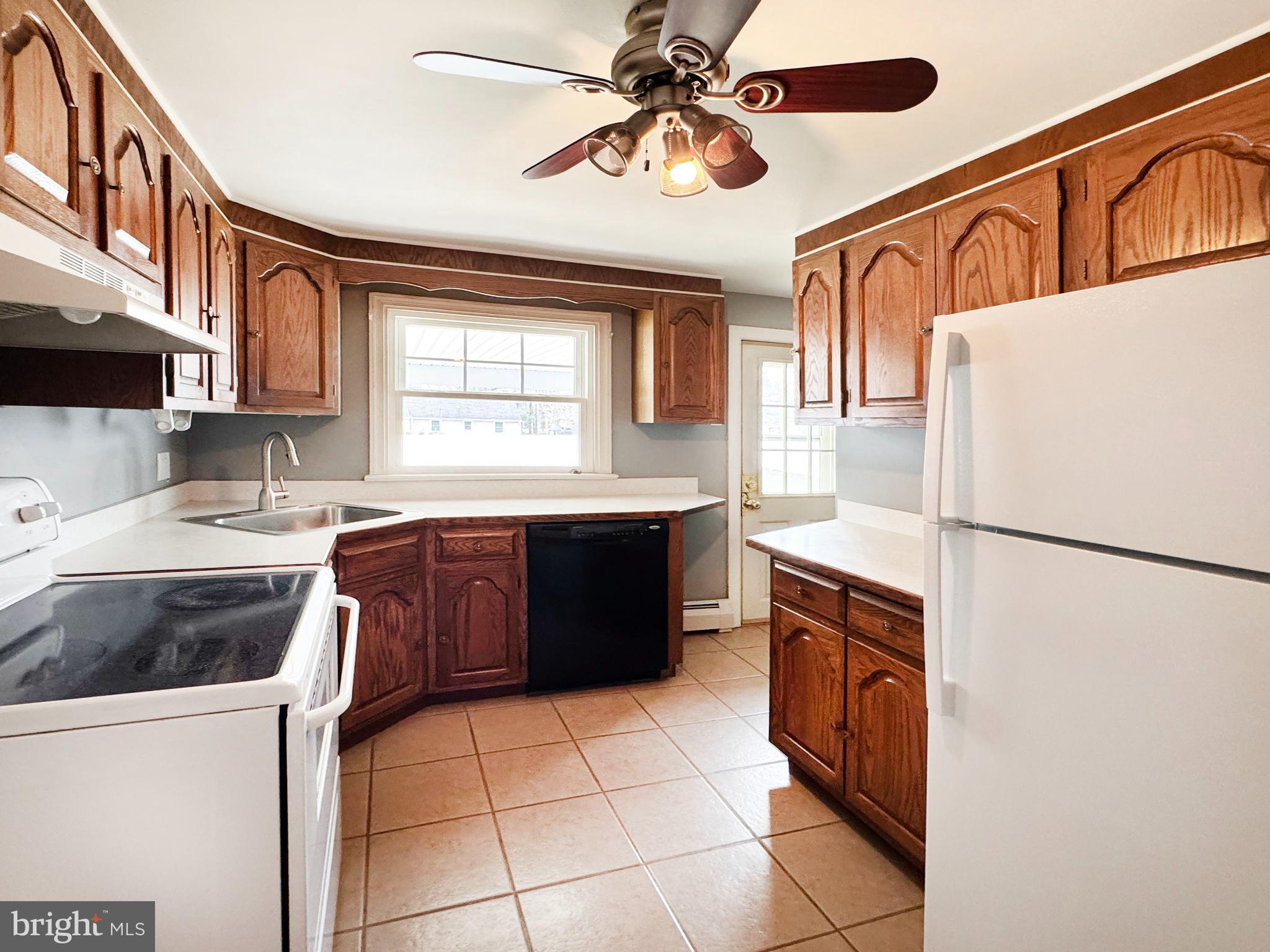 CASEY GDNS - Residential