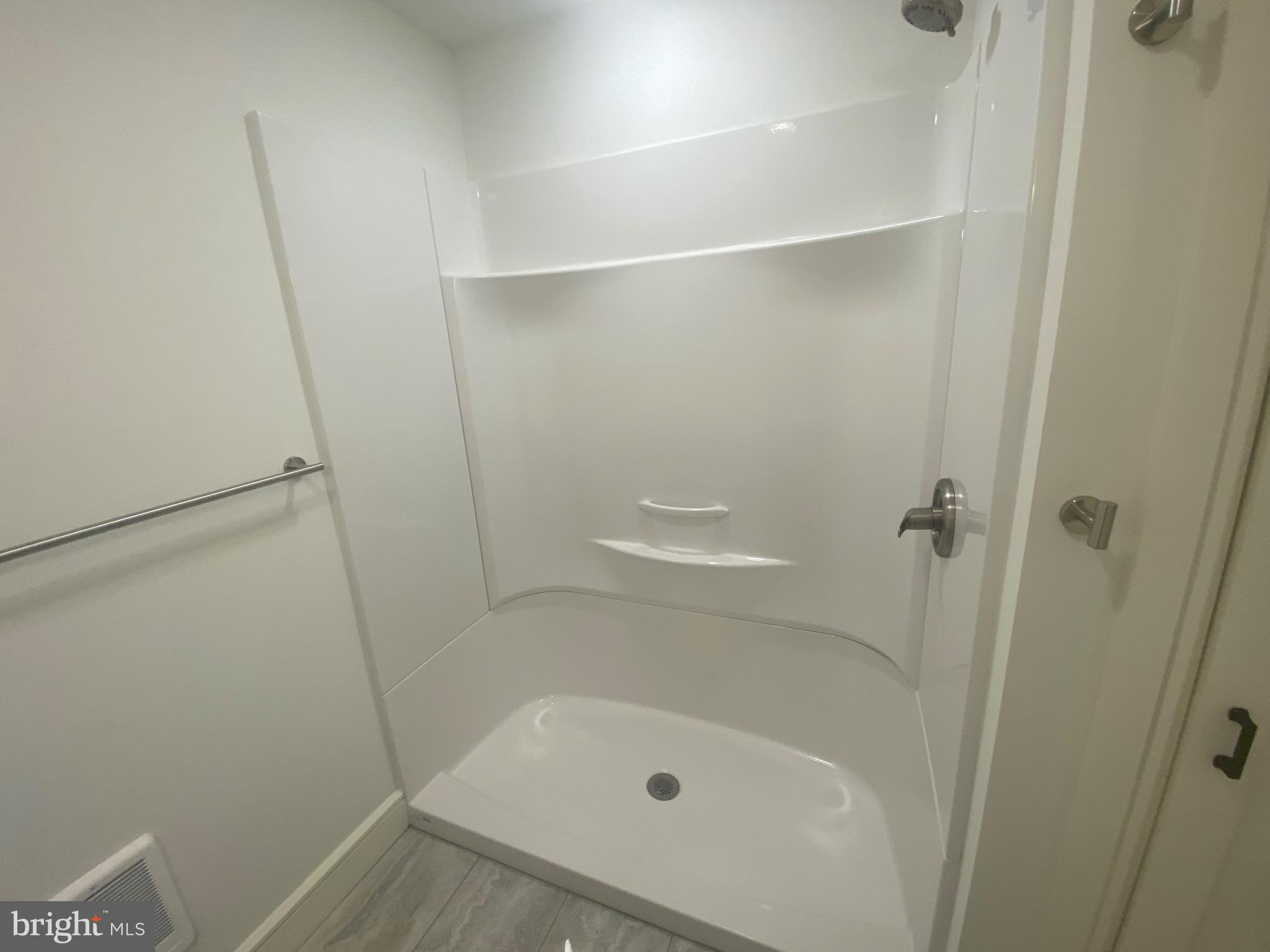 NO DEVELOPMENT - Residential Lease