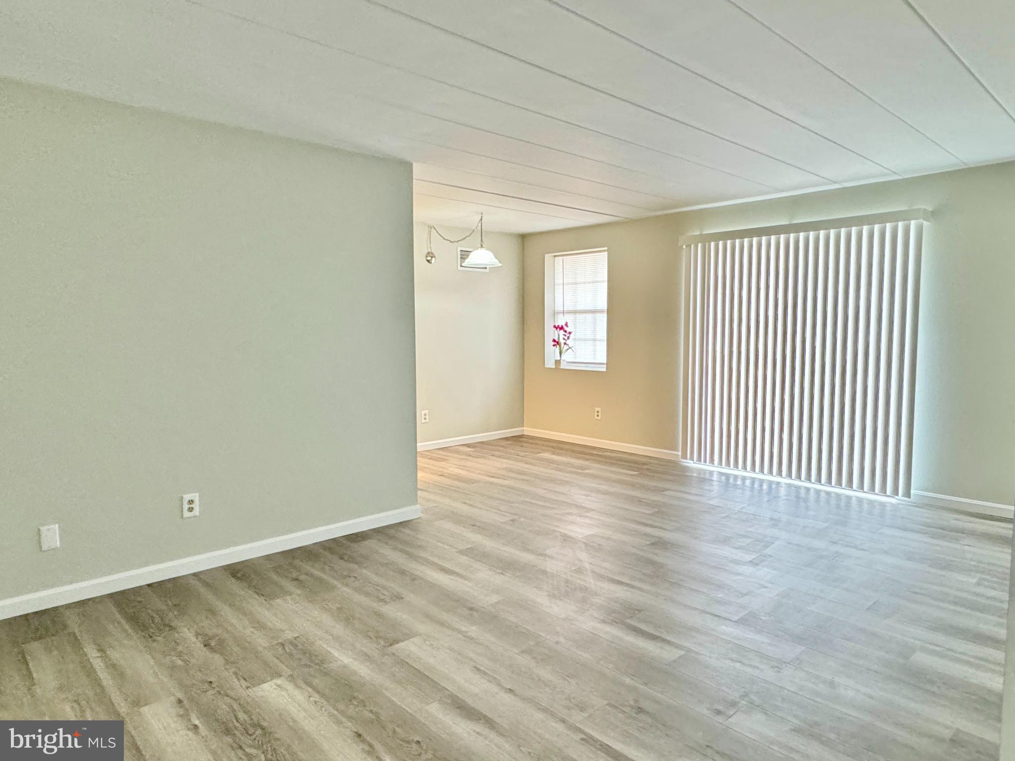 CRESAP KNOLL APARTMENTS - Residential