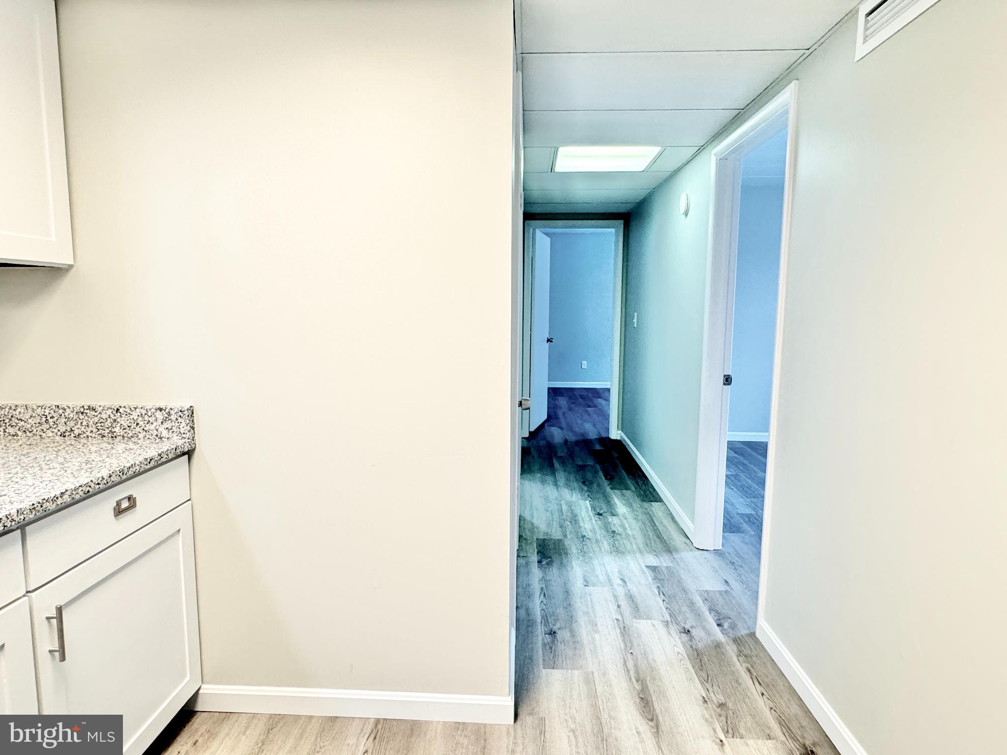 CRESAP KNOLL APARTMENTS - Residential