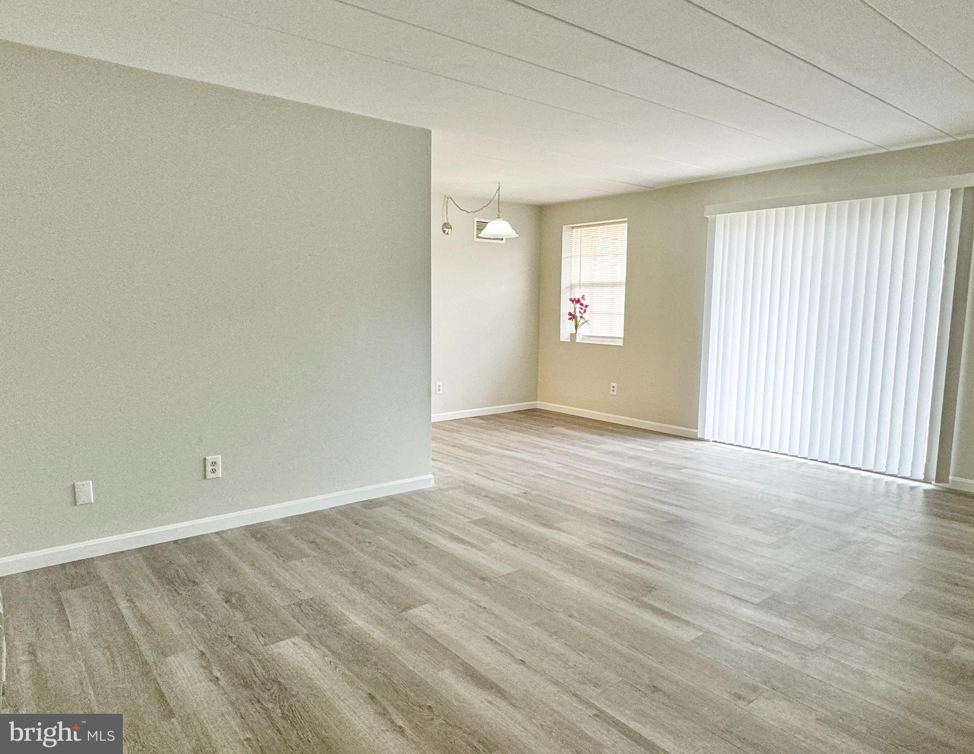 CRESAP KNOLL APARTMENTS - Residential