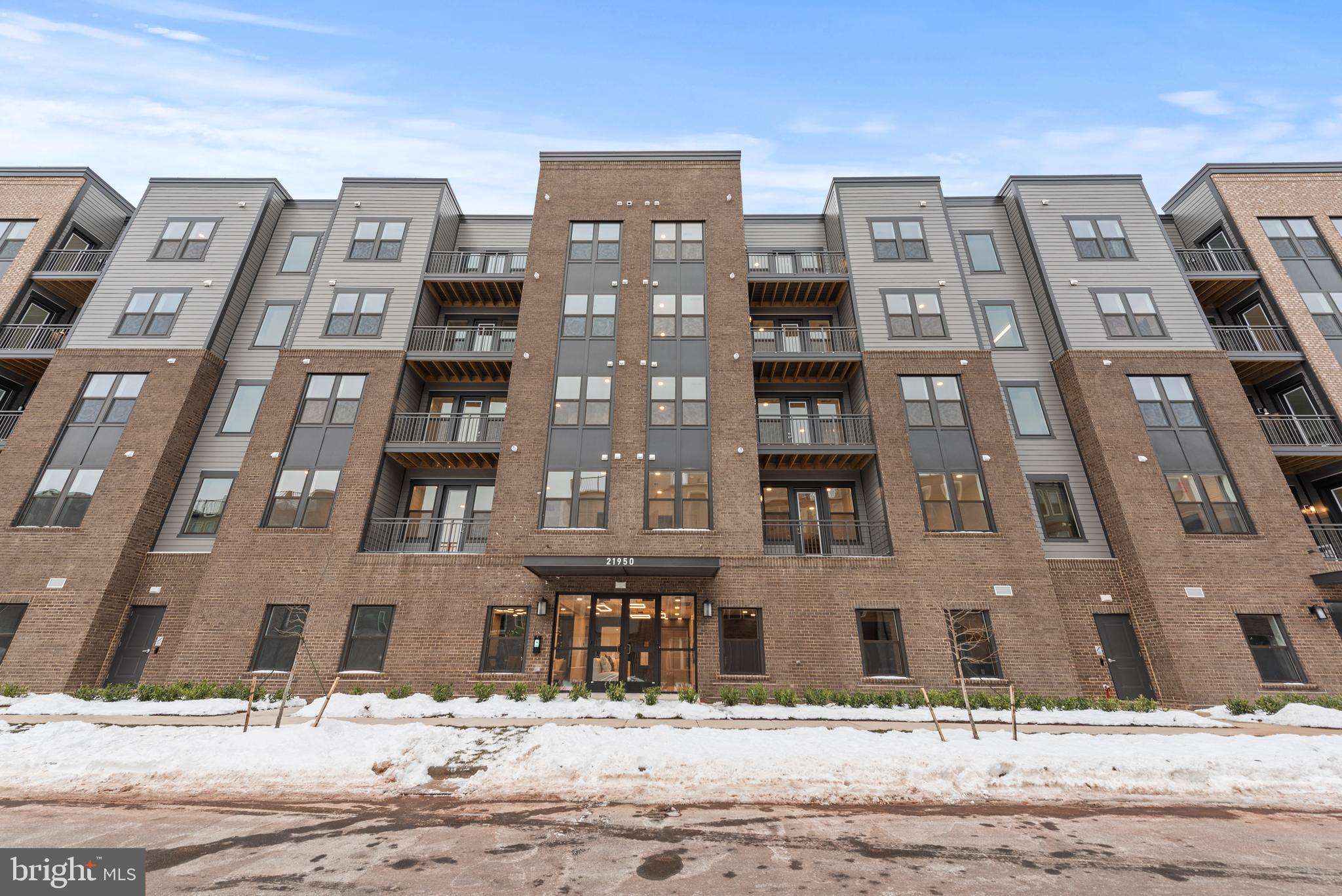 WAXPOOL CROSSING - Residential Lease