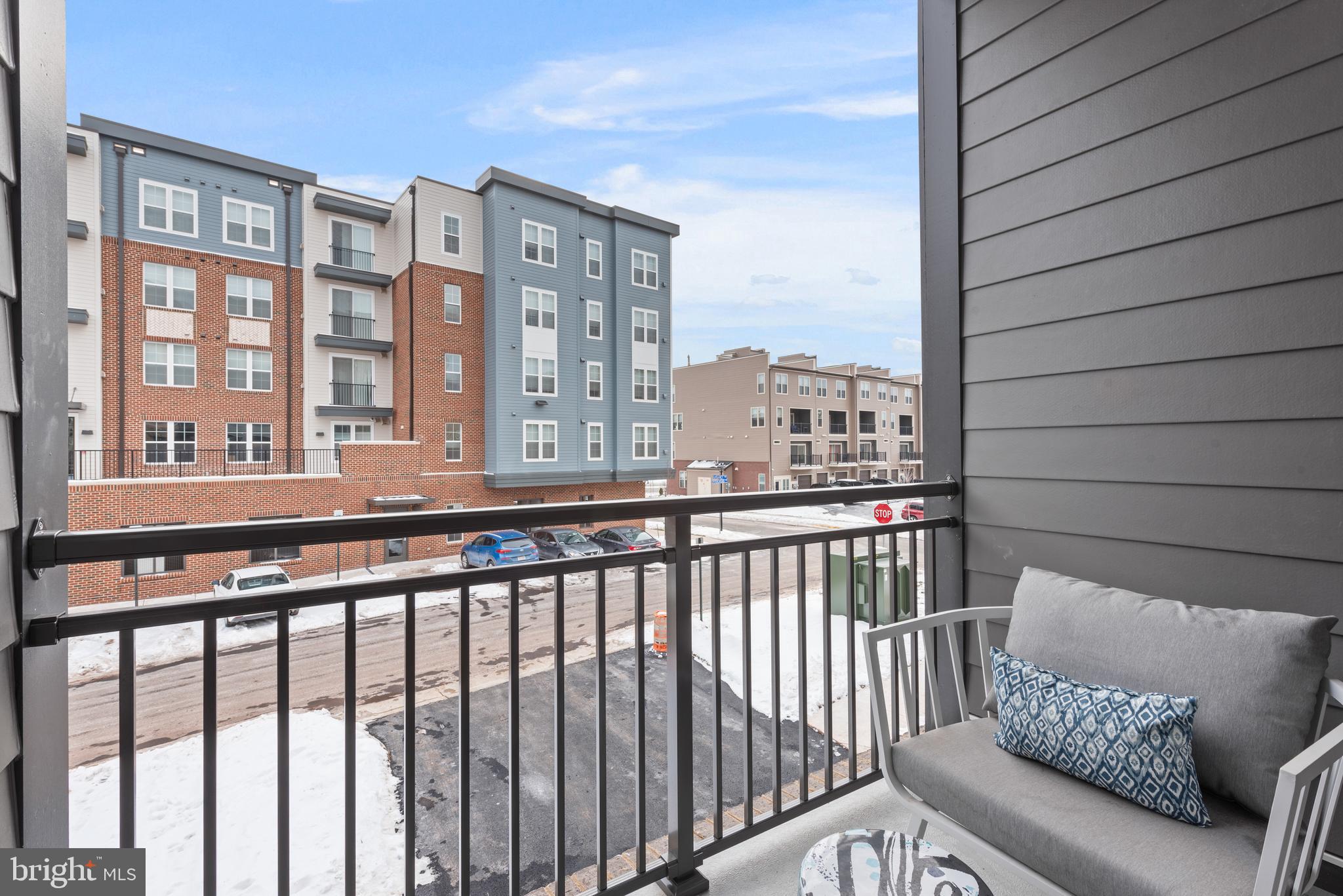 WAXPOOL CROSSING - Residential Lease