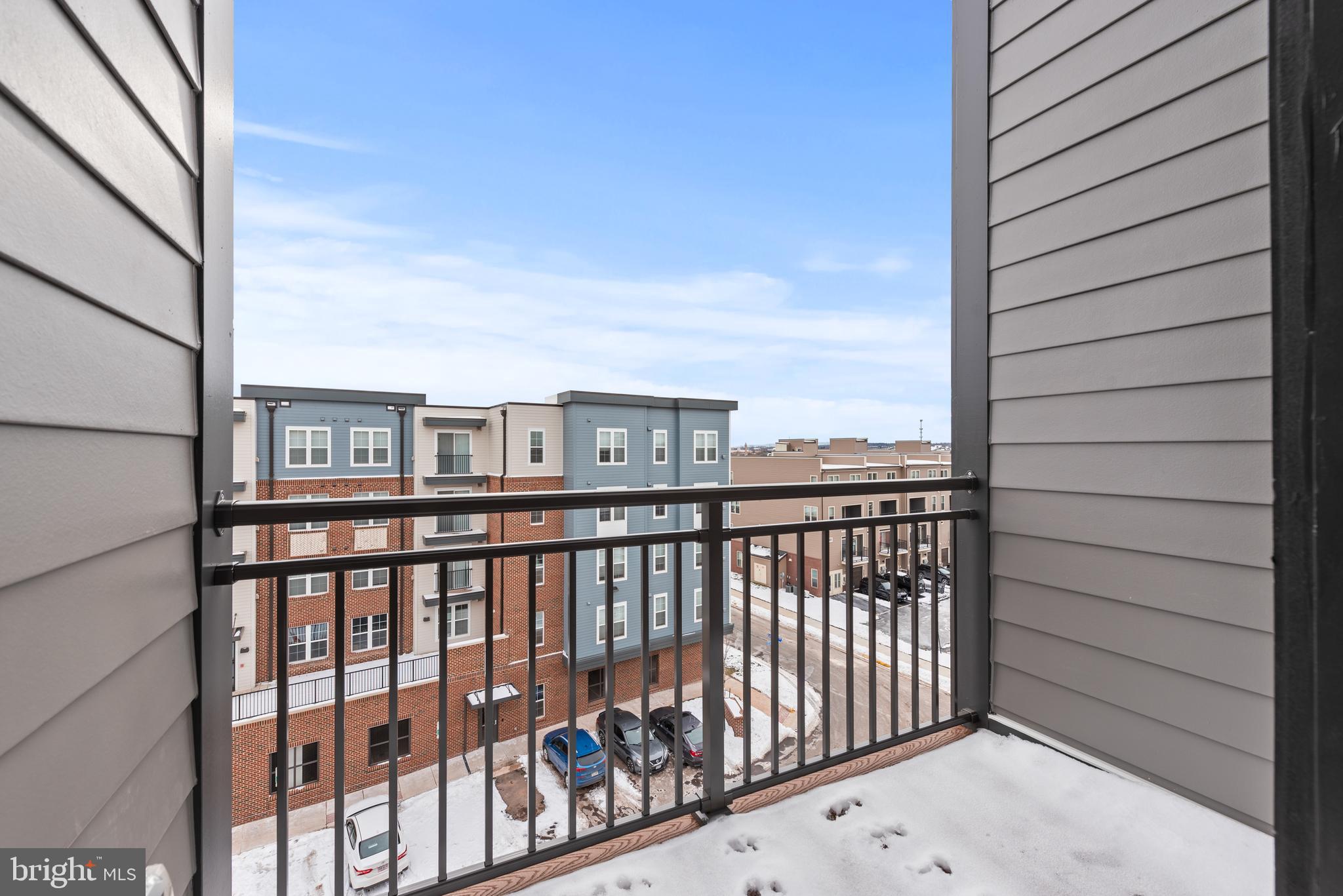 WAXPOOL CROSSING - Residential Lease