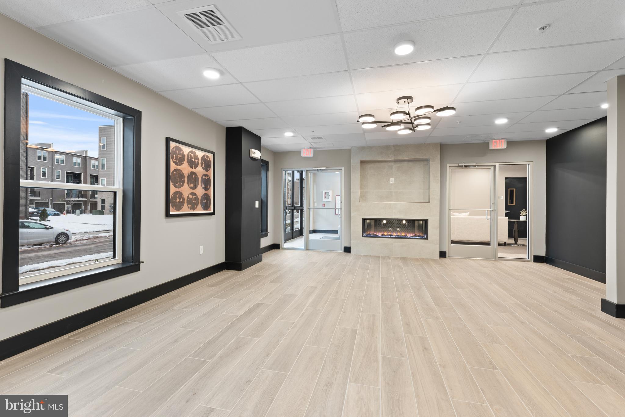 WAXPOOL CROSSING - Residential Lease