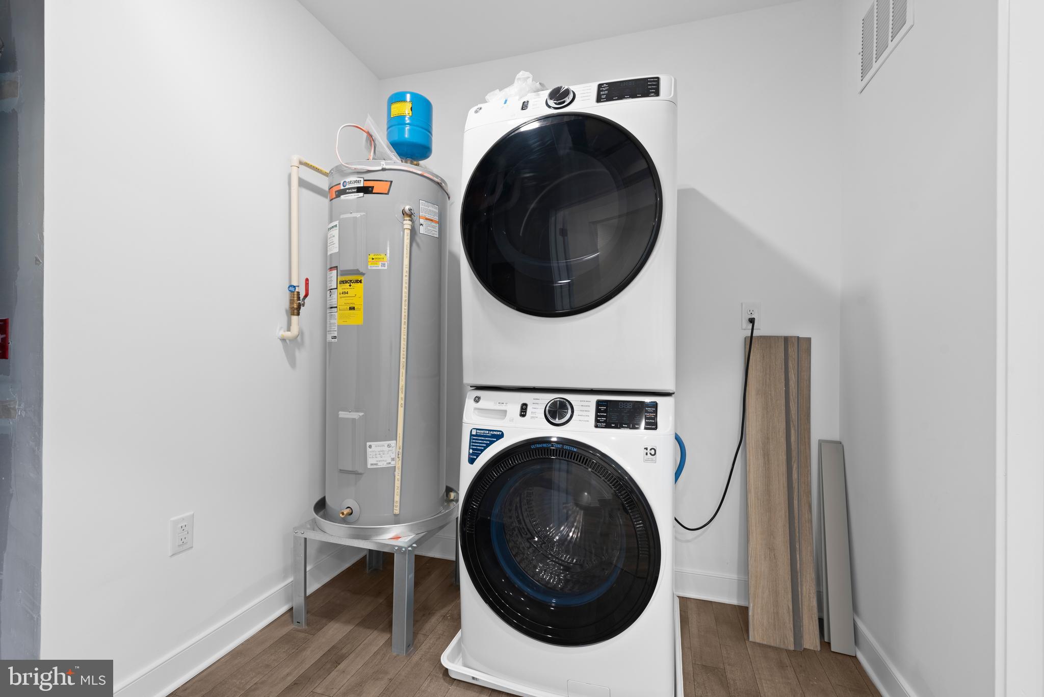 WAXPOOL CROSSING - Residential Lease