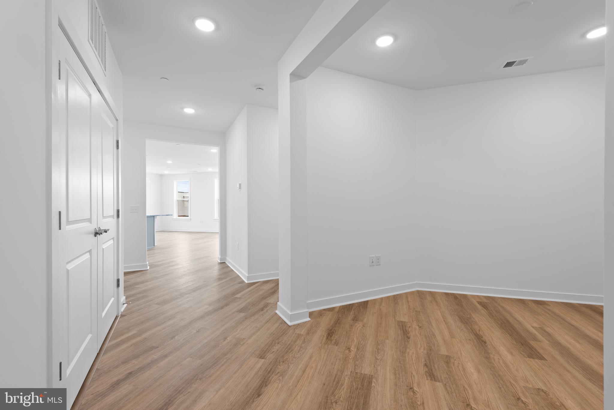 WAXPOOL CROSSING - Residential Lease