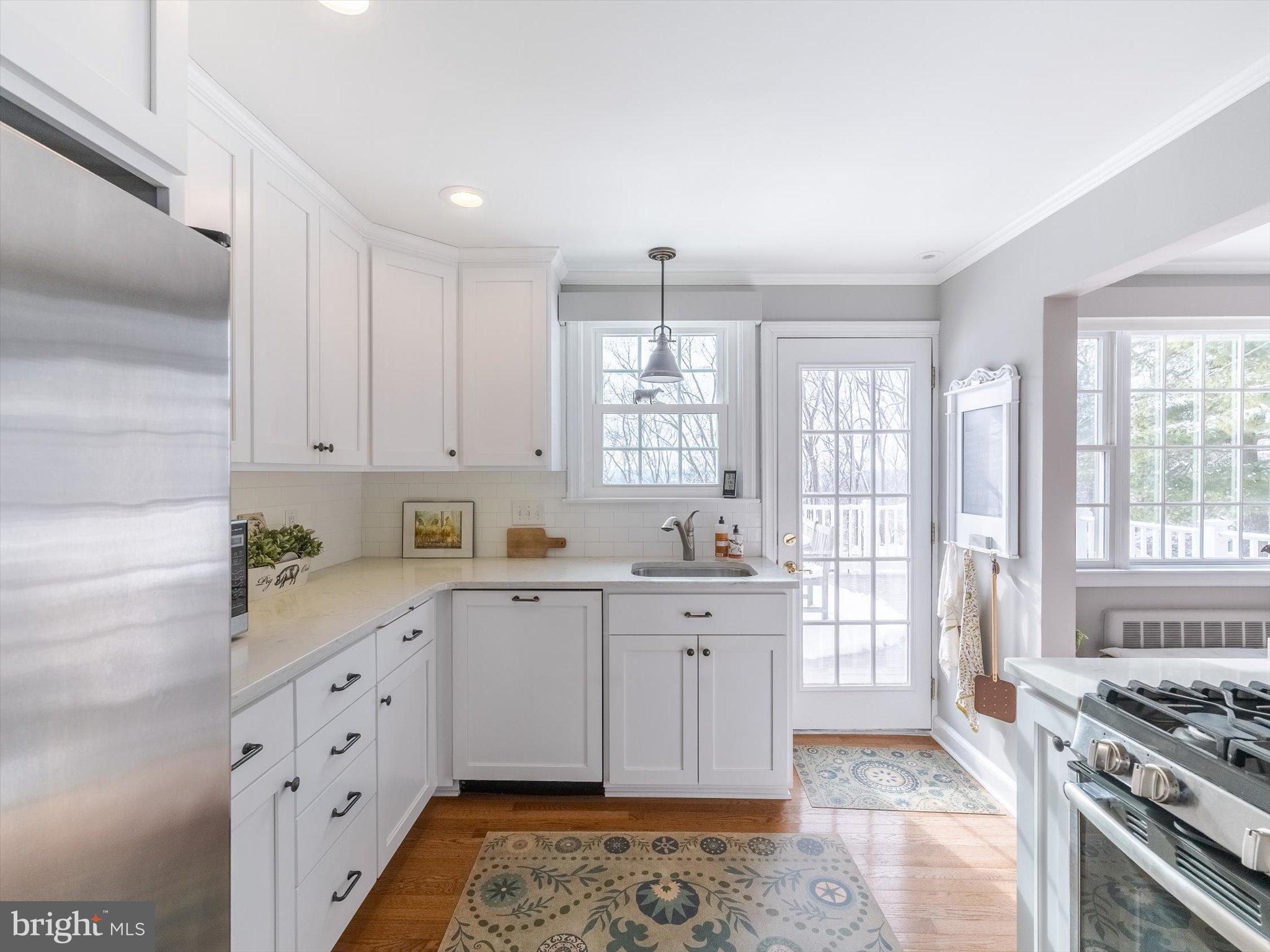 EAGLE VIEW - Residential