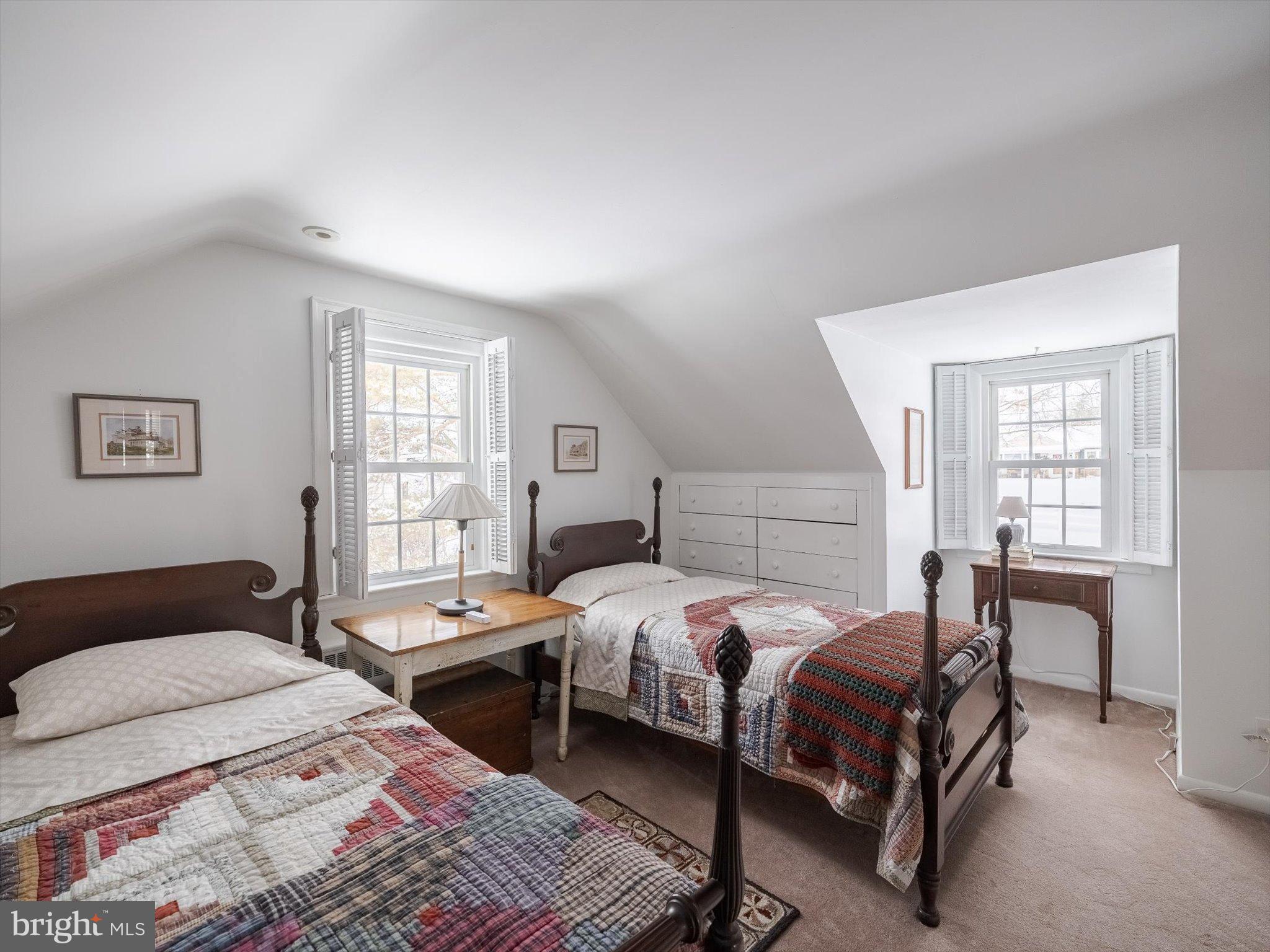 EAGLE VIEW - Residential