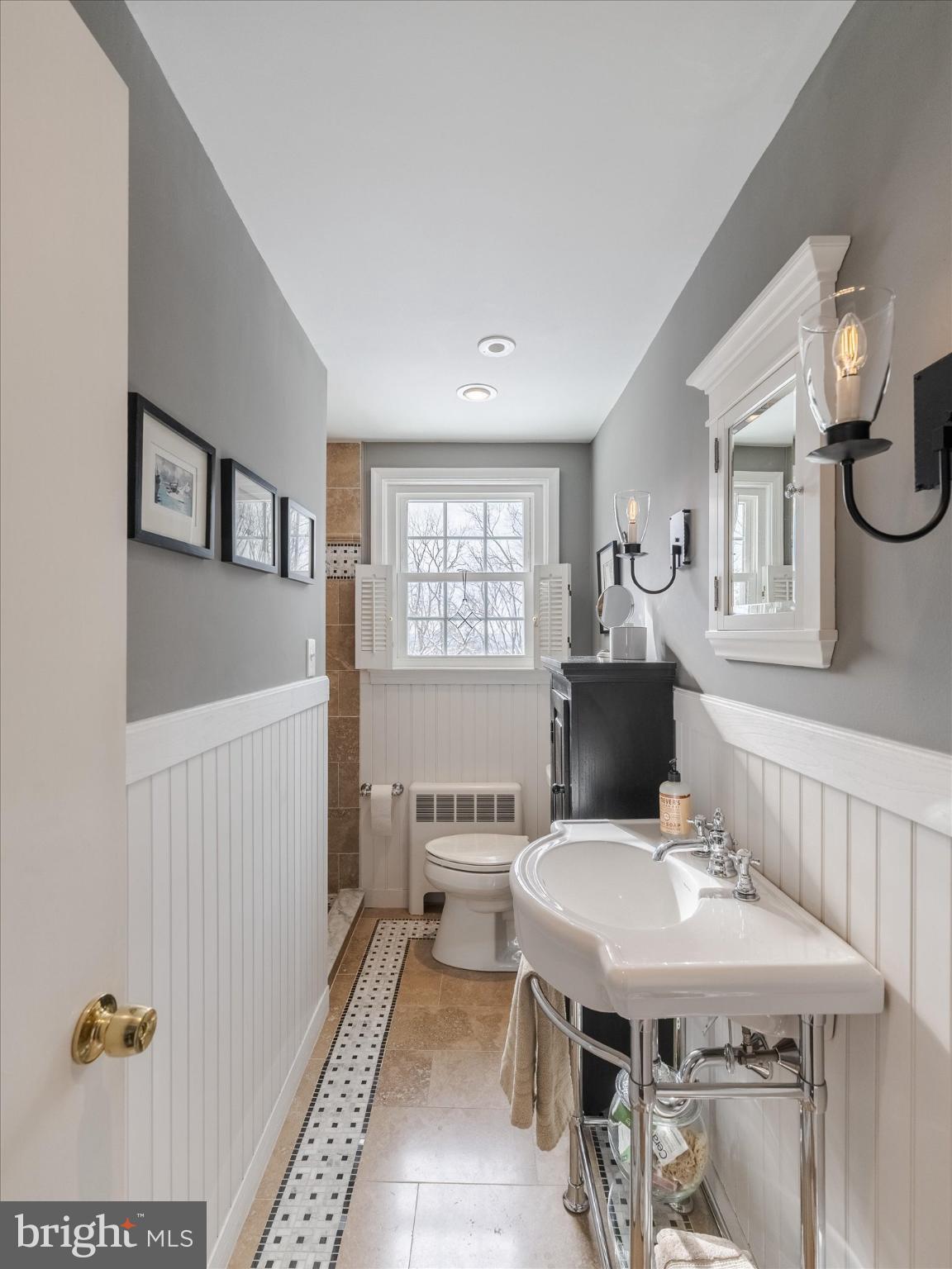 EAGLE VIEW - Residential