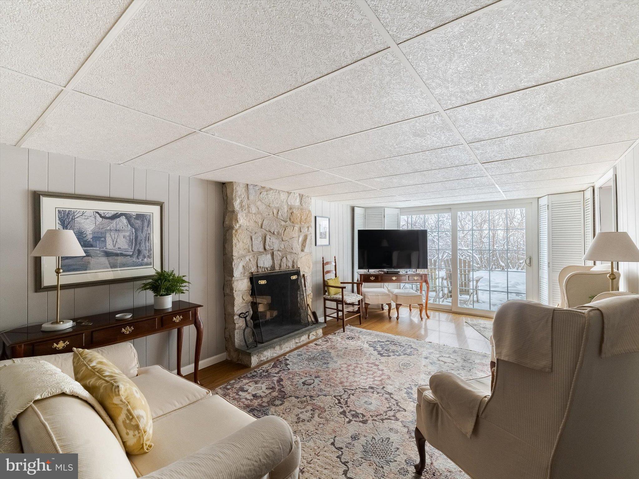 EAGLE VIEW - Residential